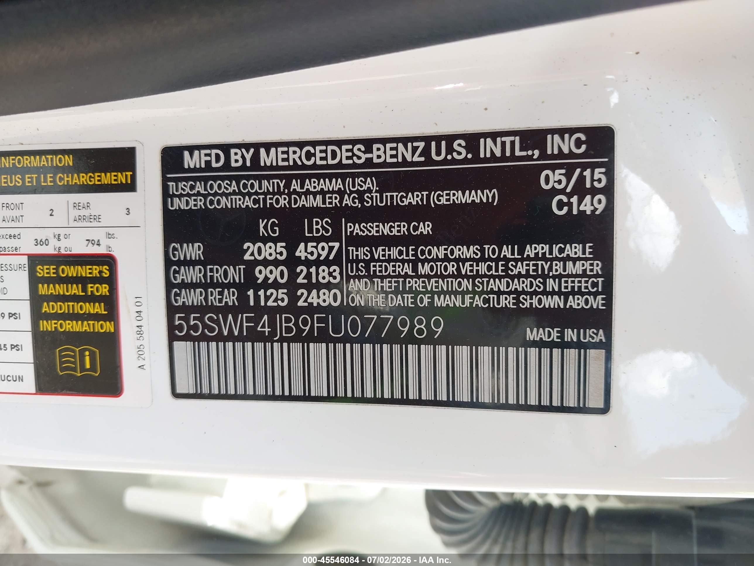 2015 Mercedes-benz C 300   White vin: 55SWF4JB9FU077989