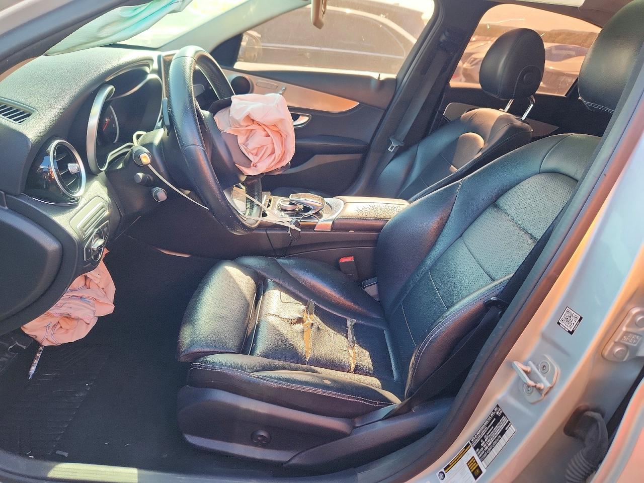 2015 Mercedes-benz C 300 Серебряный vin: 55SWF4JB9FU080696