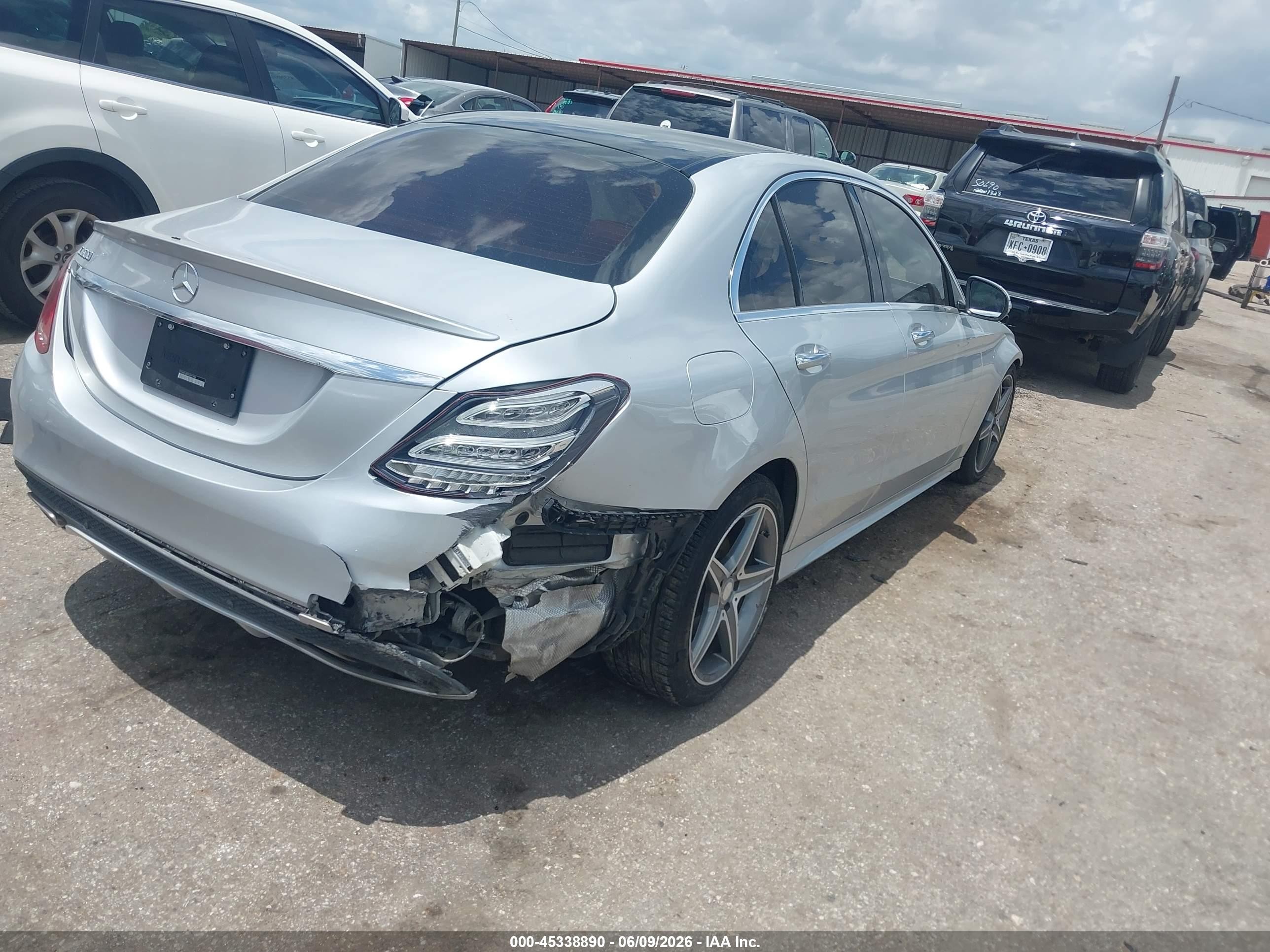 2015 Mercedes-benz C 300 Sport Silver vin: 55SWF4JB9FU091584