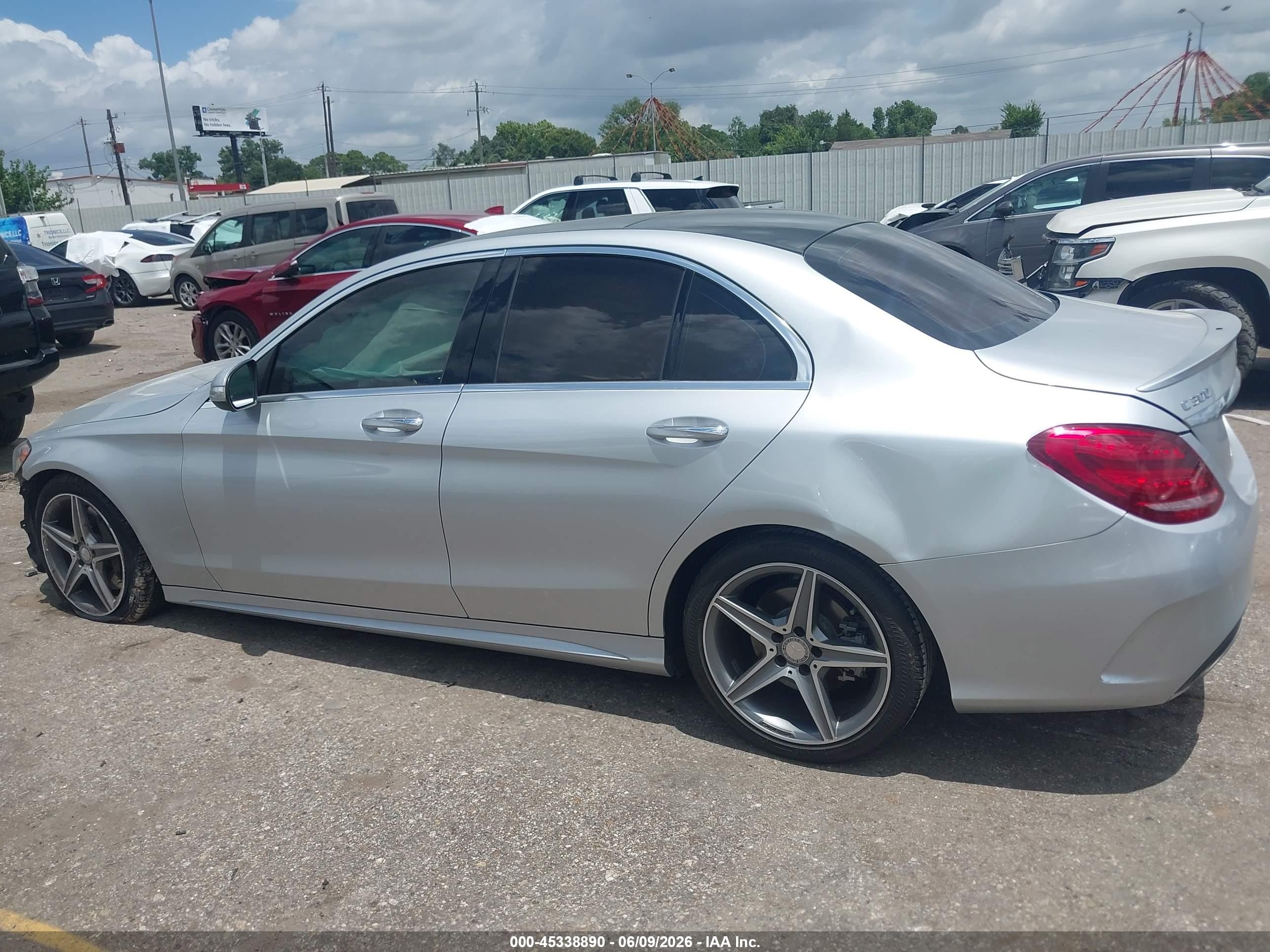 2015 Mercedes-benz C 300 Sport Silver vin: 55SWF4JB9FU091584