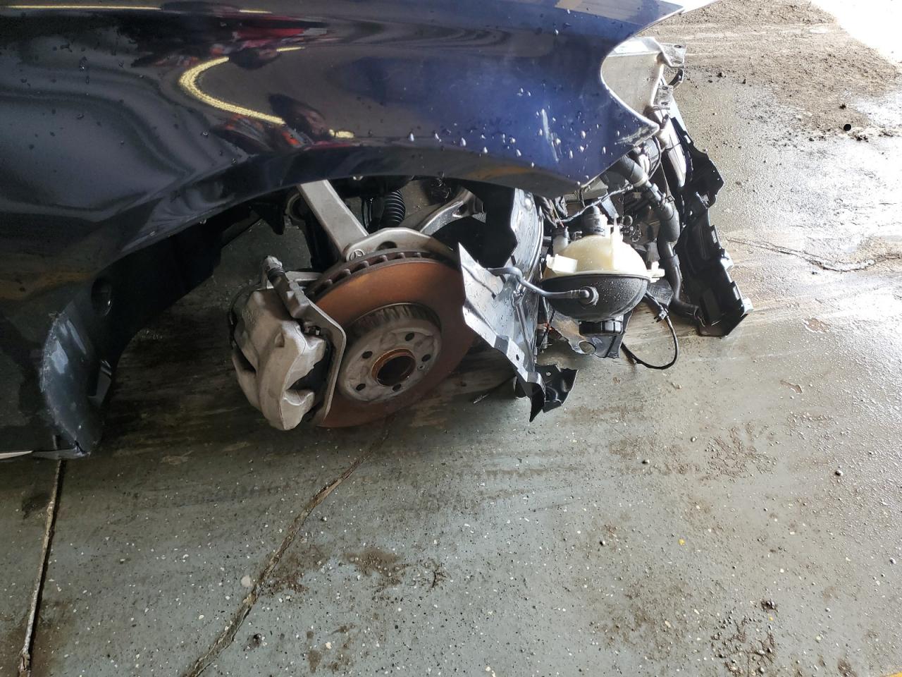2016 Mercedes-benz C 300 Синий vin: 55SWF4JB9GU149887 Damage: Right Front Wheel, Broken, Replacement Required