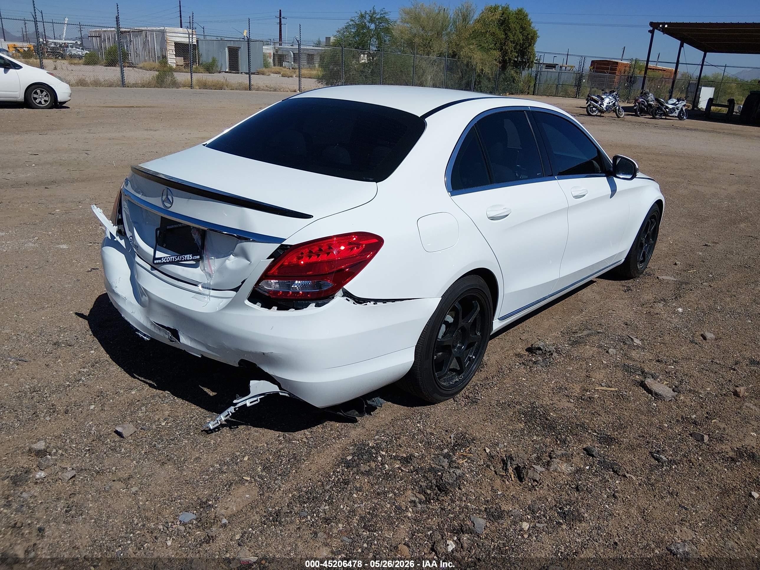 2018 Mercedes-benz C 300   White vin: 55SWF4JB9JU238611