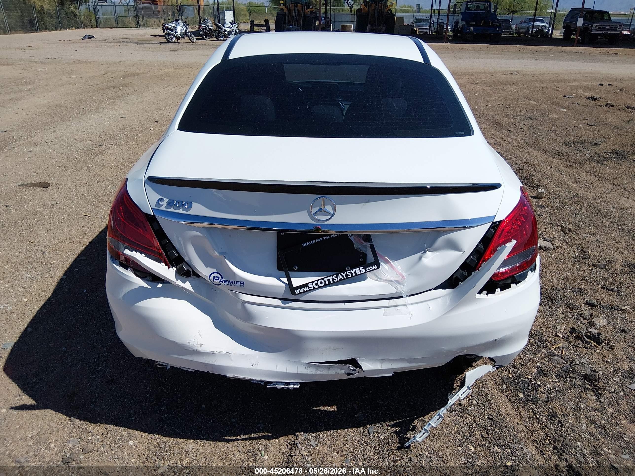2018 Mercedes-benz C 300   White vin: 55SWF4JB9JU238611