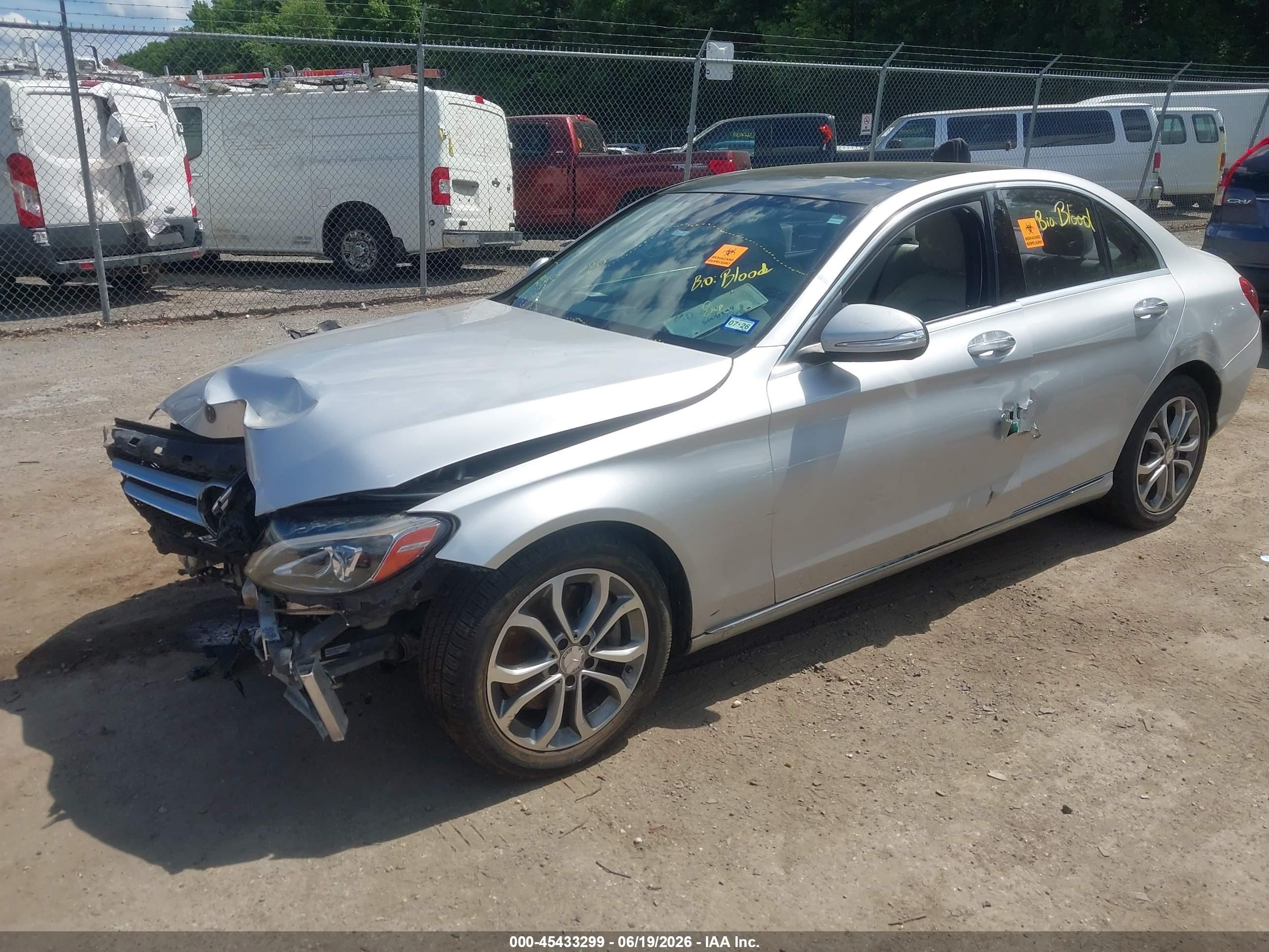2015 Mercedes-benz C 300 Серебряный vin: 55SWF4JBXFU046878