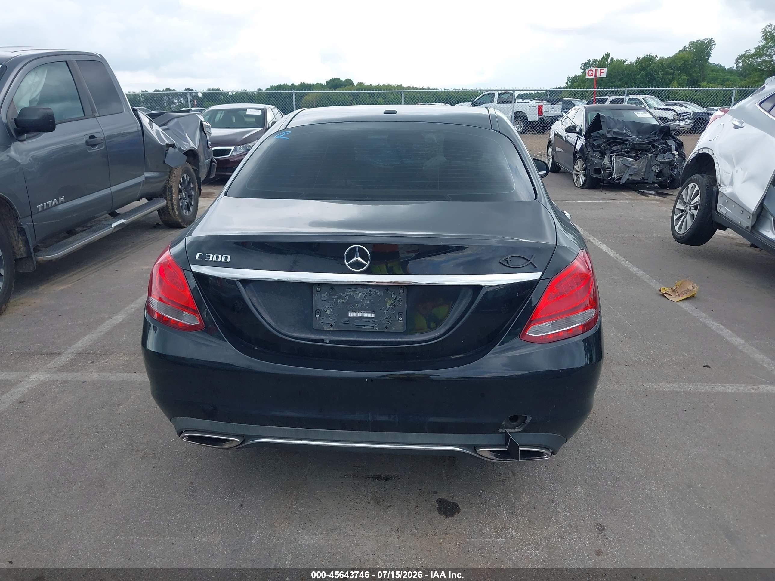2015 Mercedes-benz C 300 Black vin: 55SWF4JBXFU073143