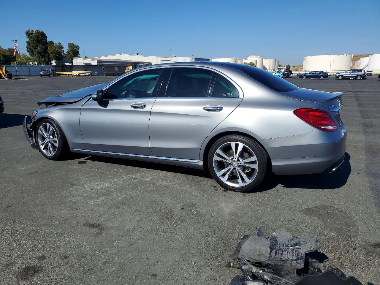 2015 Mercedes-benz C 300 Silver vin: 55SWF4JBXFU073448