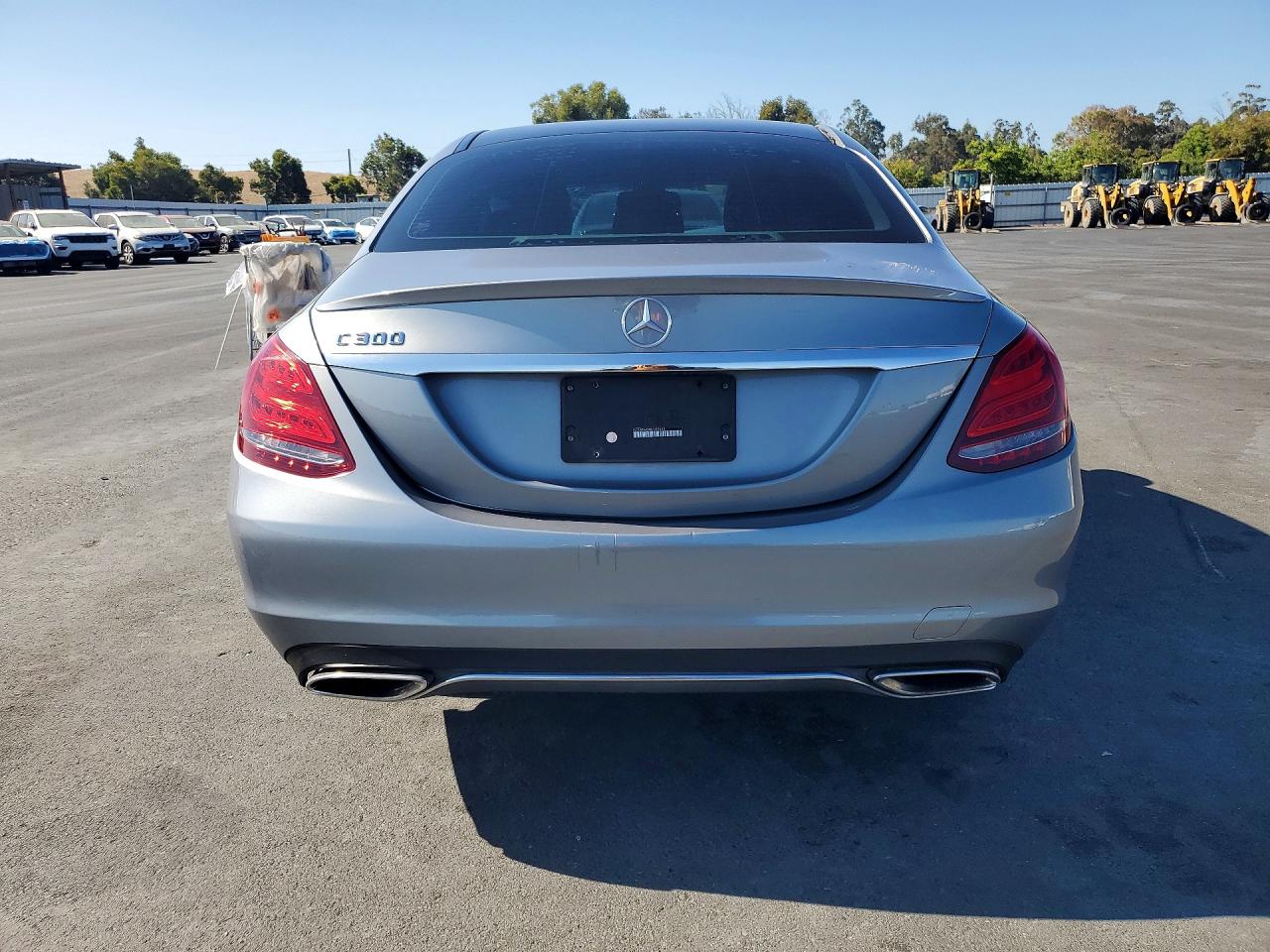 2015 Mercedes-benz C 300 Silver vin: 55SWF4JBXFU073448