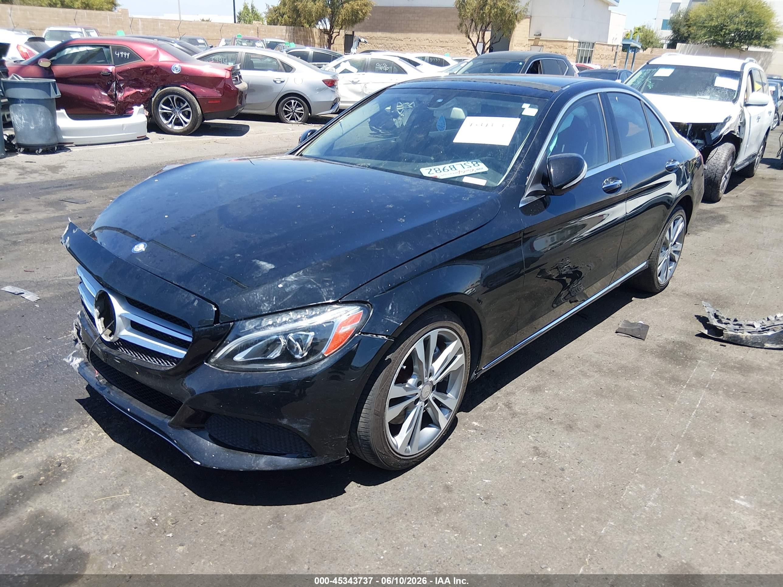 2015 Mercedes-benz C 300   Black vin: 55SWF4JBXFU075961