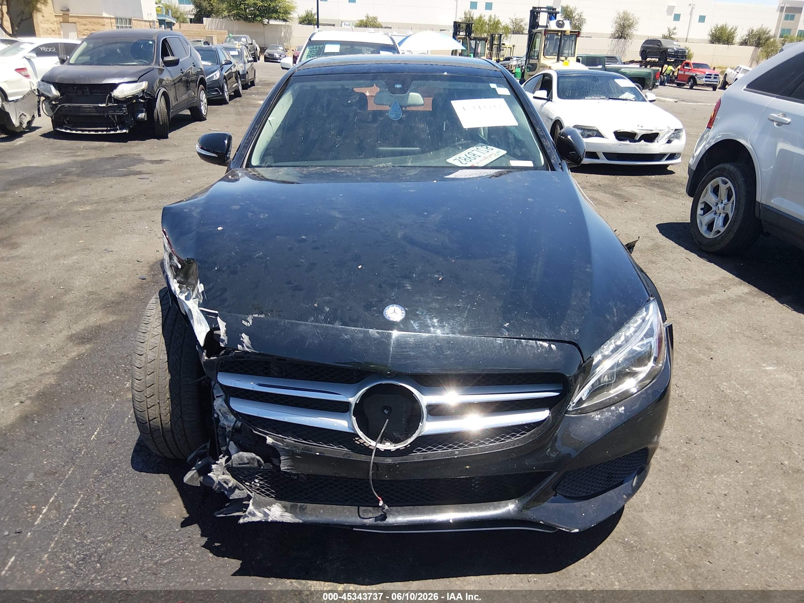 2015 Mercedes-benz C 300   Black vin: 55SWF4JBXFU075961