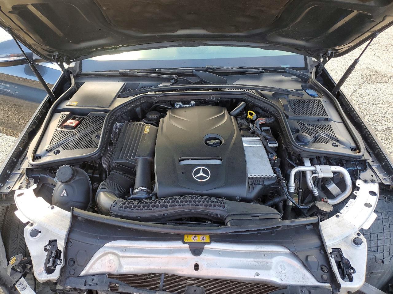 2015 Mercedes-benz C 300 Gray vin: 55SWF4JBXFU077239