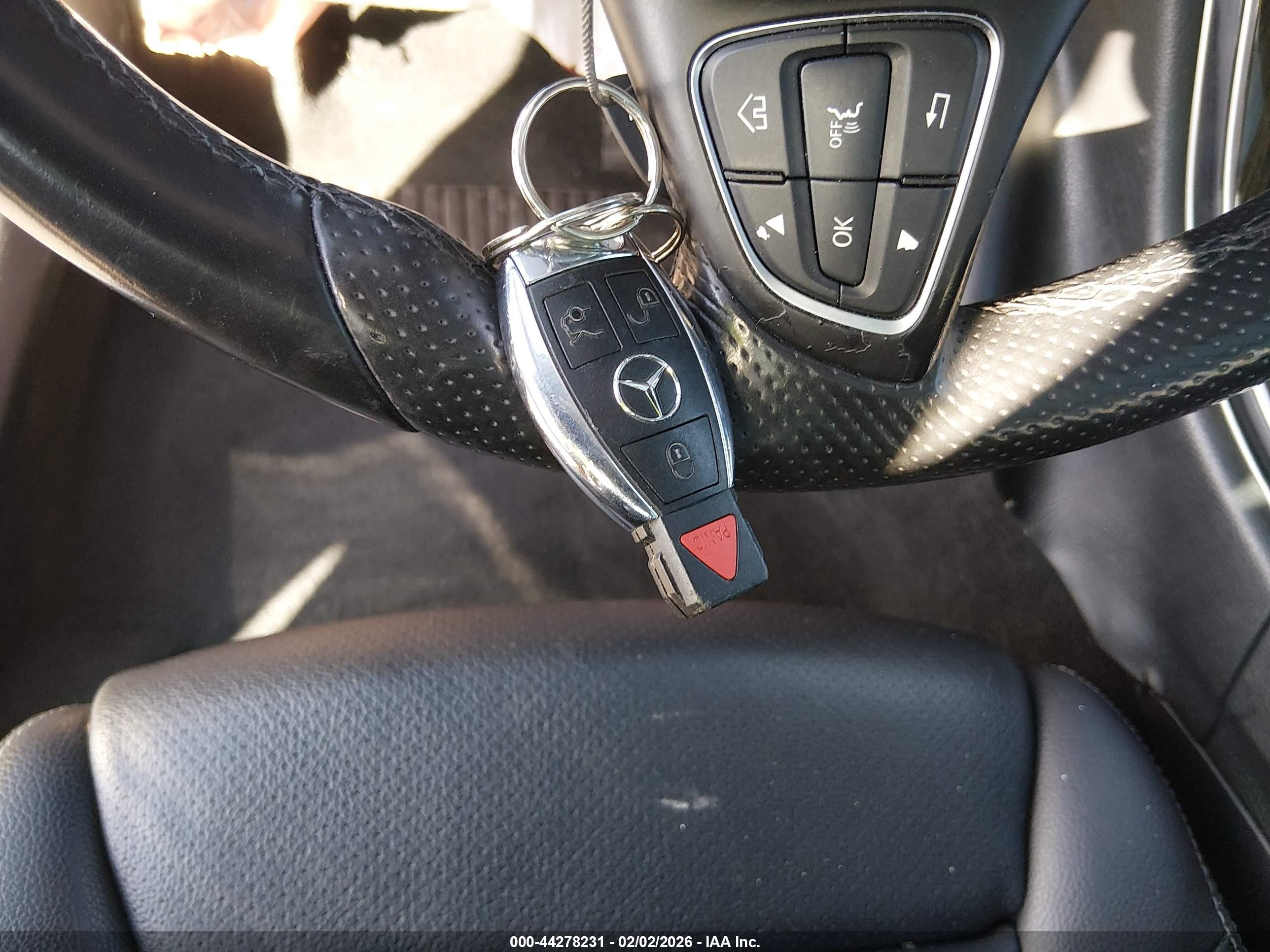 2015 Mercedes-benz C 300   Black vin: 55SWF4JBXFU078164