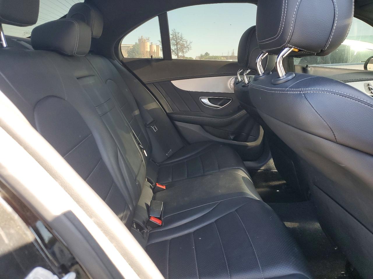 2015 Mercedes-benz C 300 Black vin: 55SWF4JBXFU090105