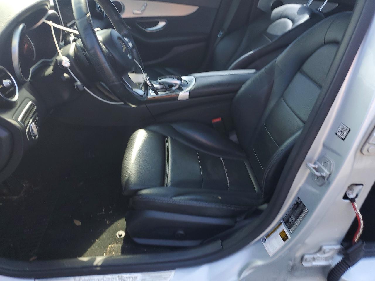2015 Mercedes-benz C 300 Silver vin: 55SWF4JBXFU095191