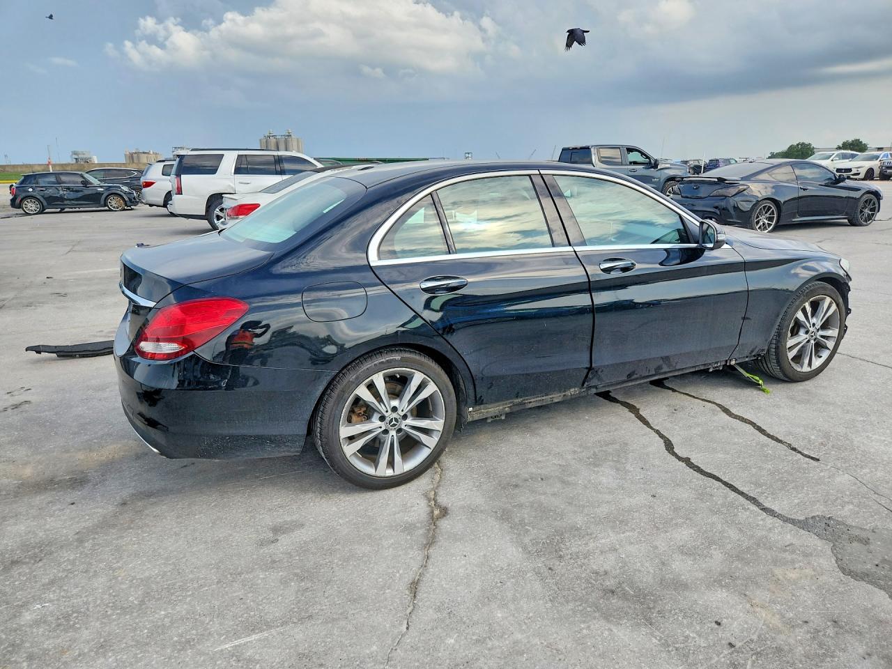 2017 Mercedes-benz C 300 Черный vin: 55SWF4JBXHU233203