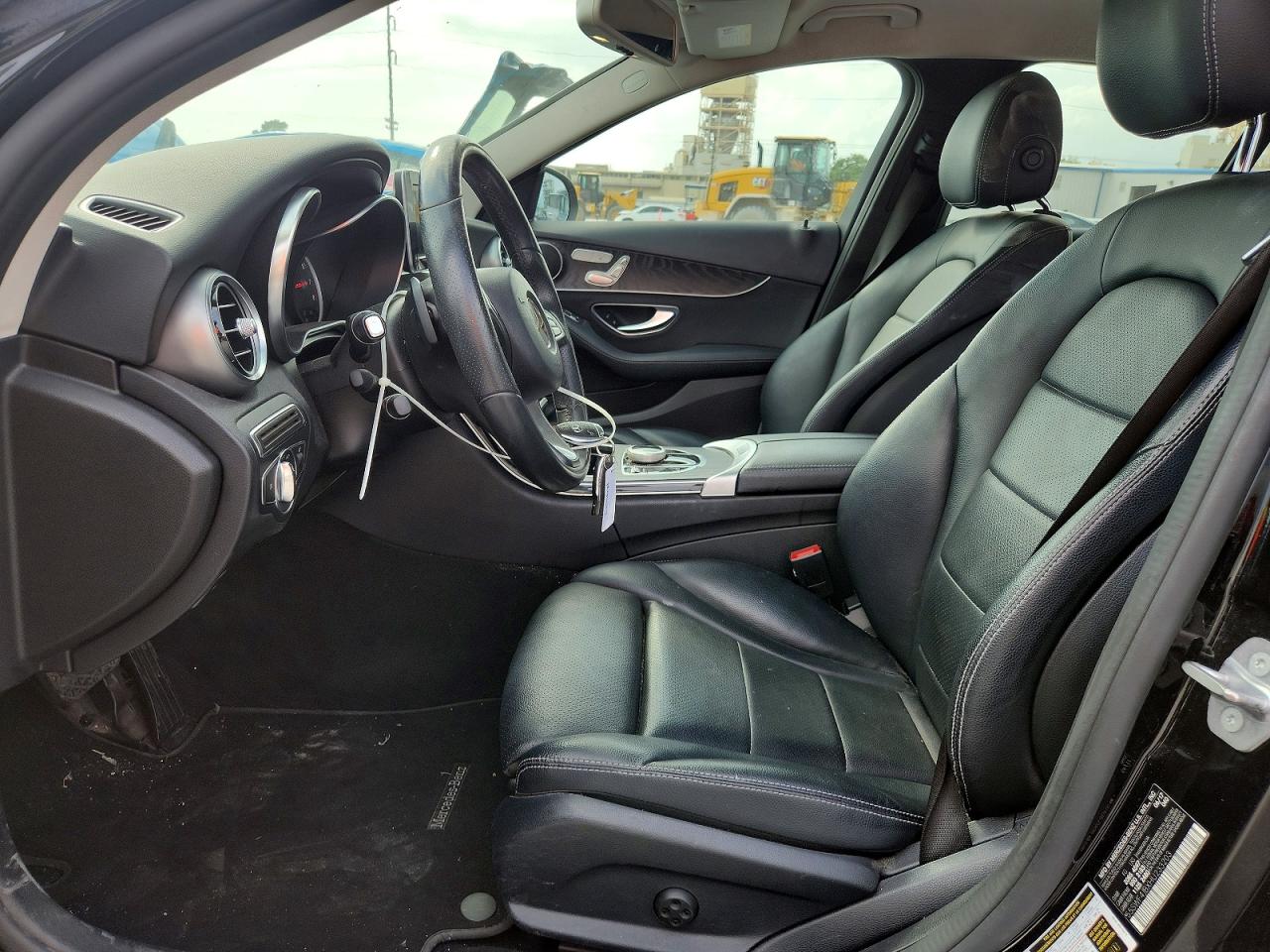 2017 Mercedes-benz C 300 Черный vin: 55SWF4JBXHU233203