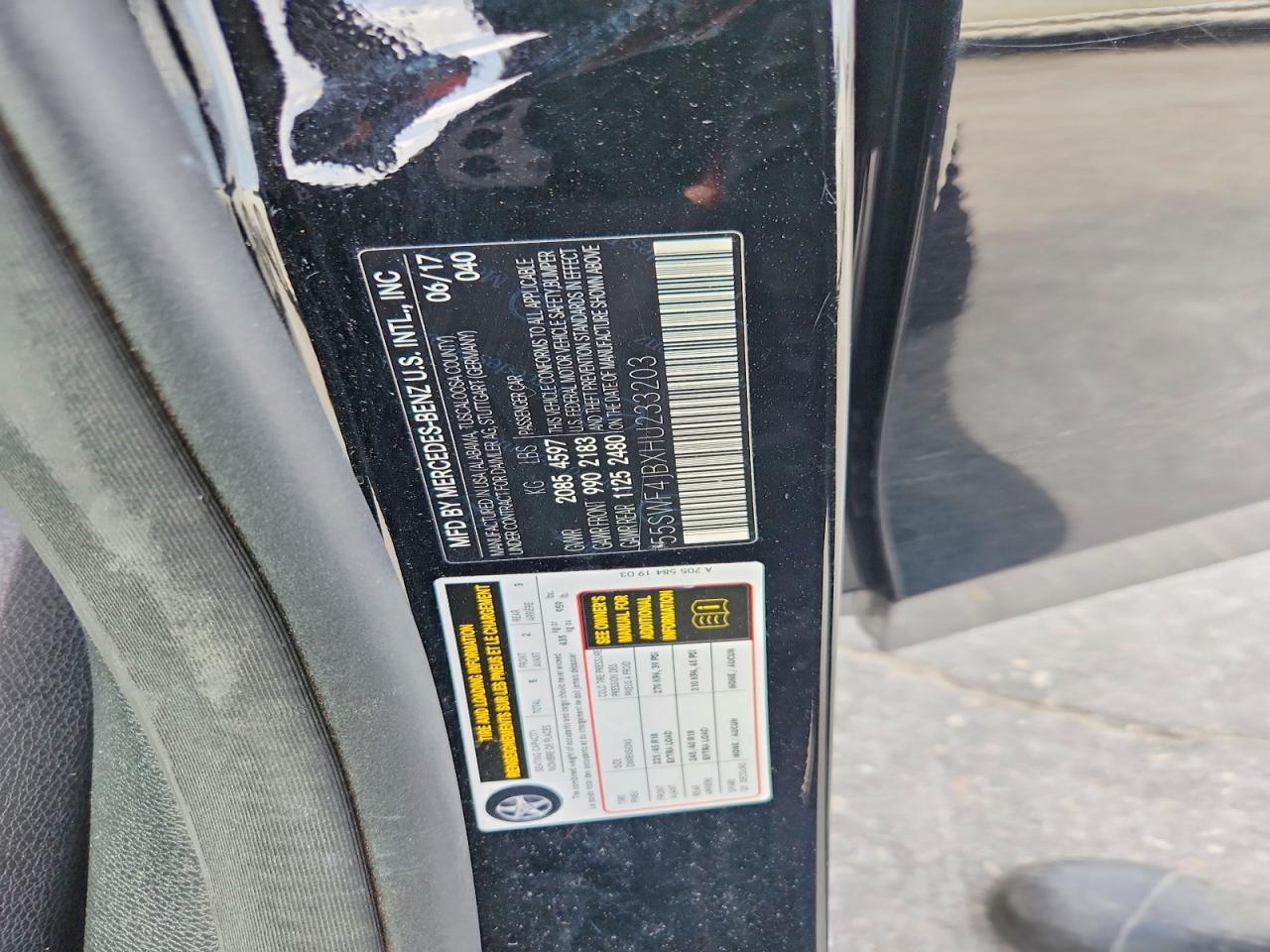 2017 Mercedes-benz C 300 Черный vin: 55SWF4JBXHU233203