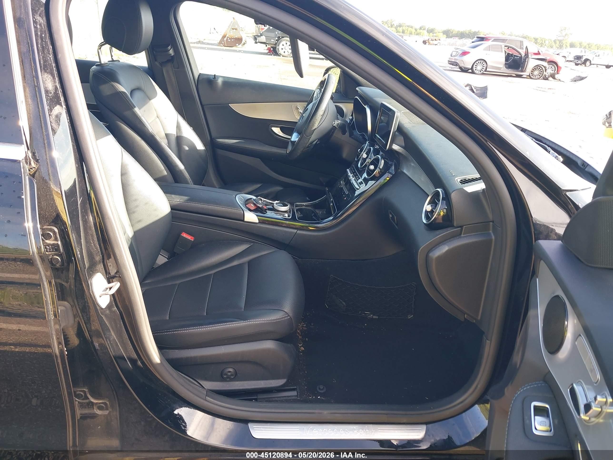 2018 Mercedes-benz C 300 Черный vin: 55SWF4JBXJU237953