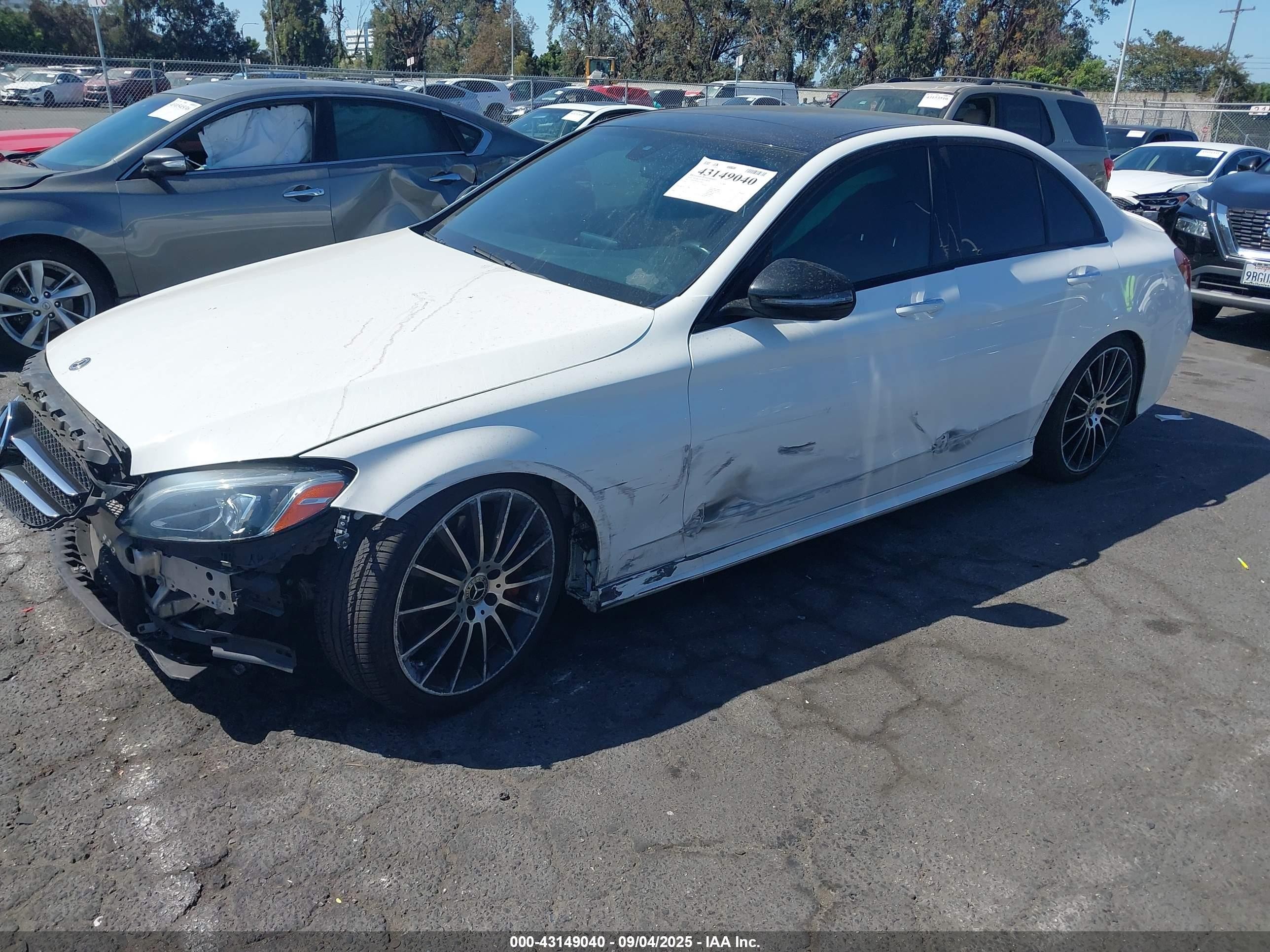 2018 Mercedes-benz C 300   White vin: 55SWF4JBXJU239816