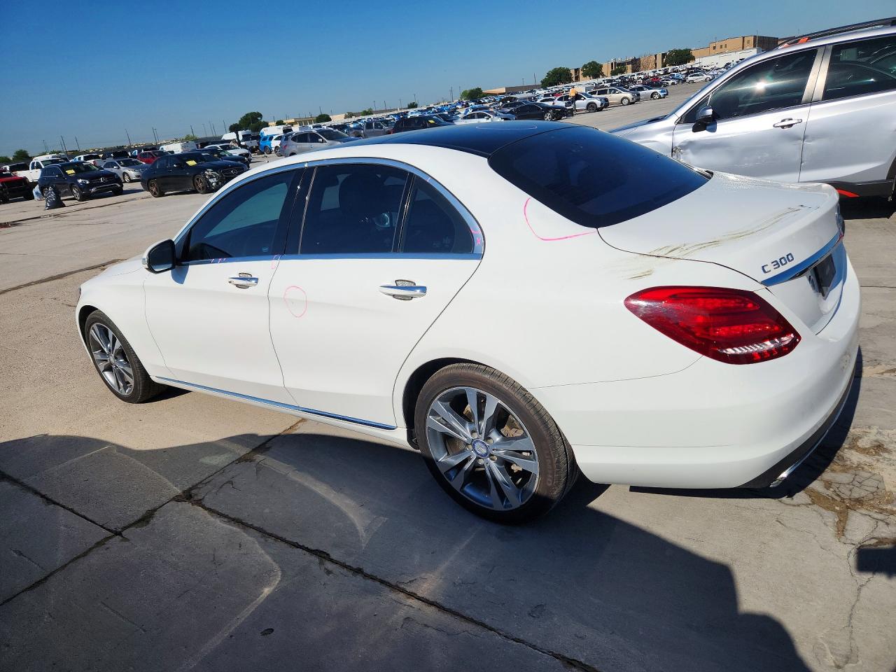 2015 Mercedes-benz C 300 4matic White vin: 55SWF4KB0FU008705