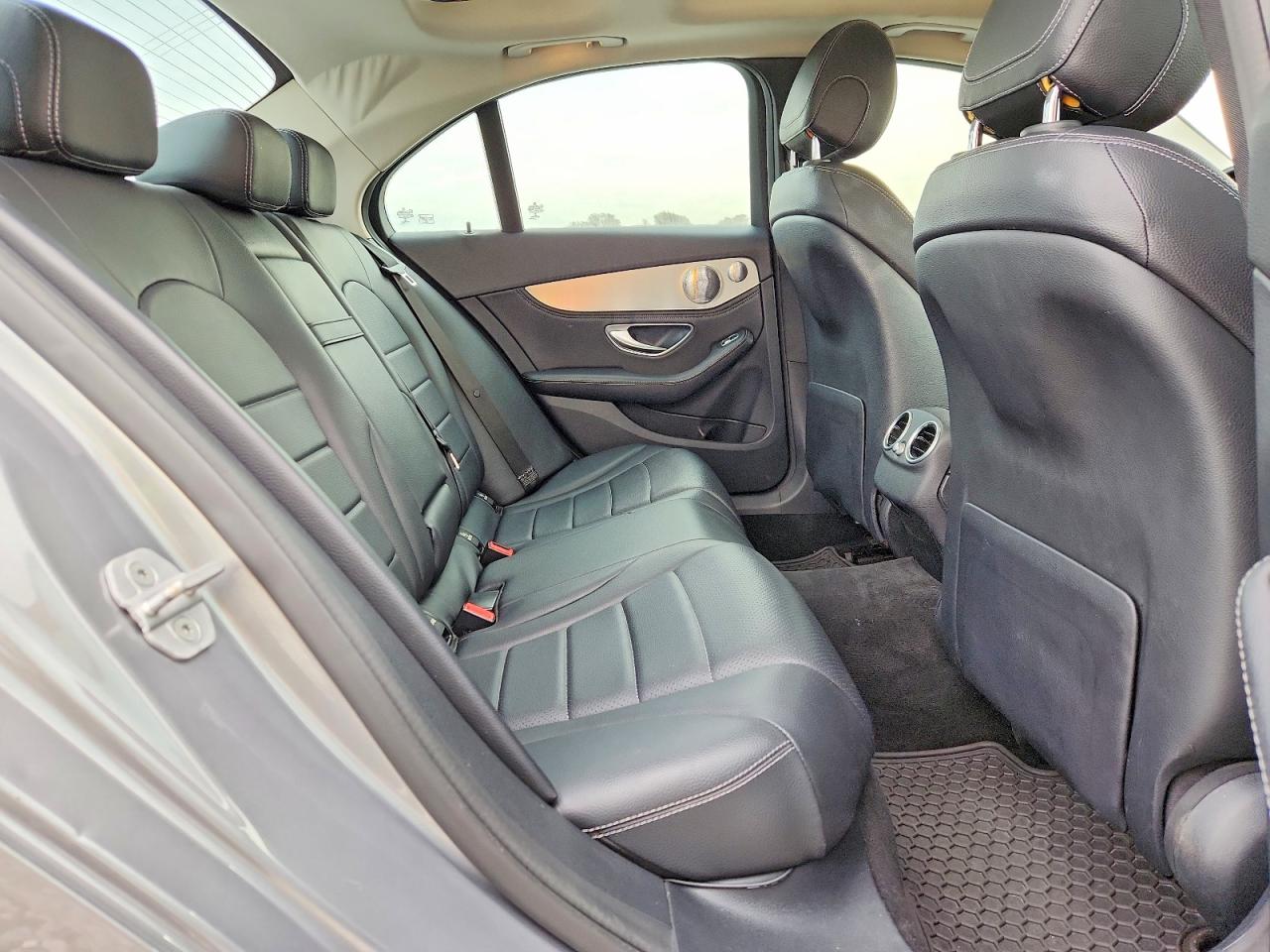2015 Mercedes-benz C 300 4matic Gray vin: 55SWF4KB0FU010776