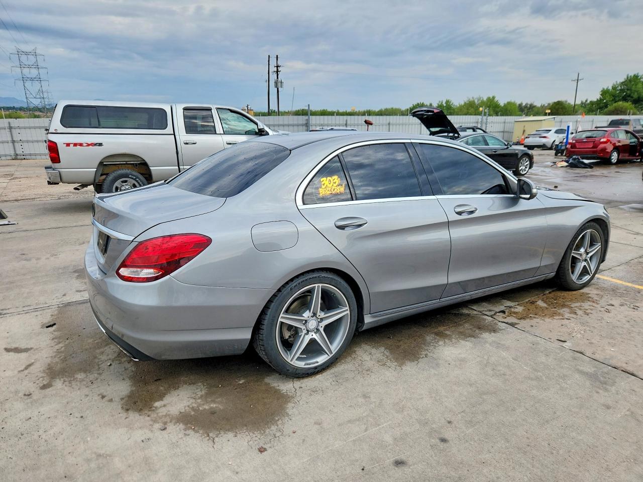 2015 Mercedes-benz C 300 4matic Silver vin: 55SWF4KB0FU016450
