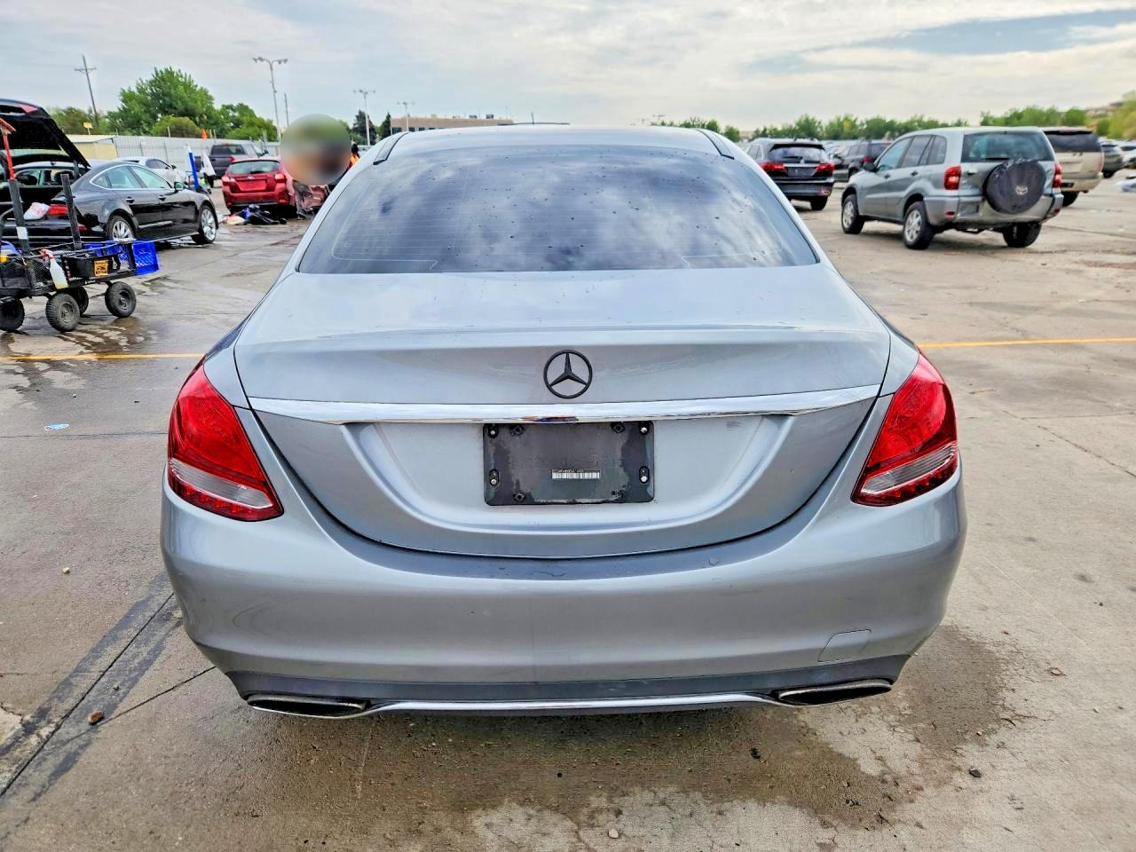 2015 Mercedes-benz C 300 4matic Silver vin: 55SWF4KB0FU016450