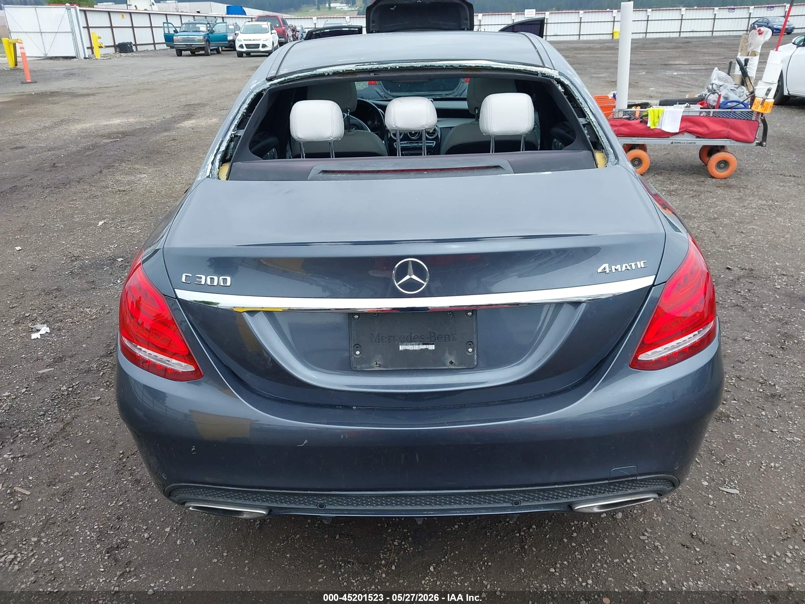 2015 Mercedes-benz C 300 Sport 4matic Black vin: 55SWF4KB0FU020160