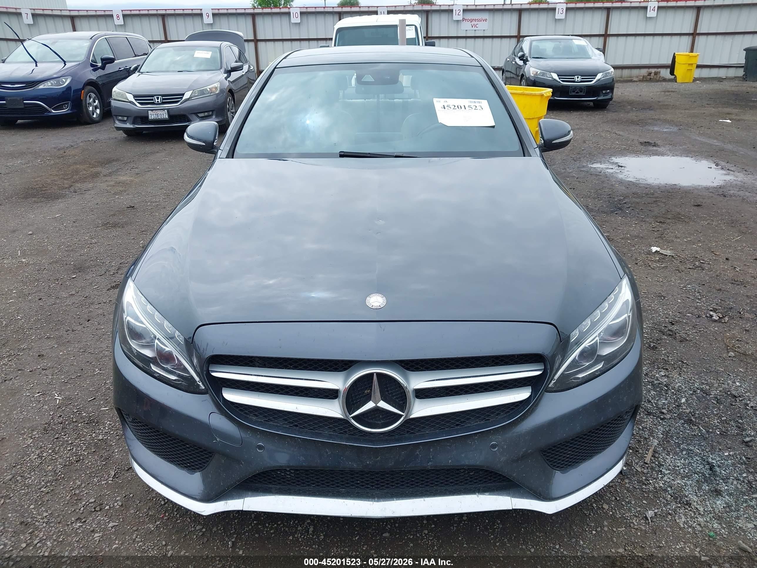 2015 Mercedes-benz C 300 Sport 4matic Black vin: 55SWF4KB0FU020160