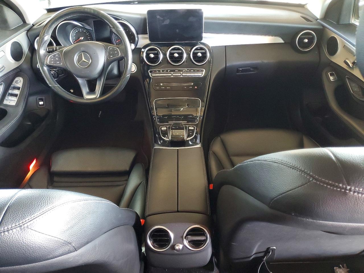 2015 Mercedes-benz C 300 4matic Серый vin: 55SWF4KB0FU033703