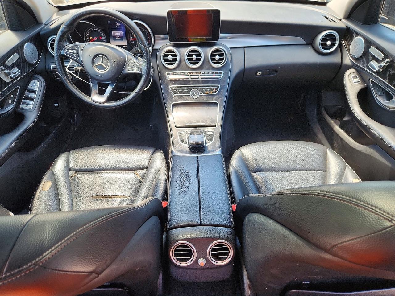 2015 Mercedes-benz C 300 4matic Черный vin: 55SWF4KB0FU068774