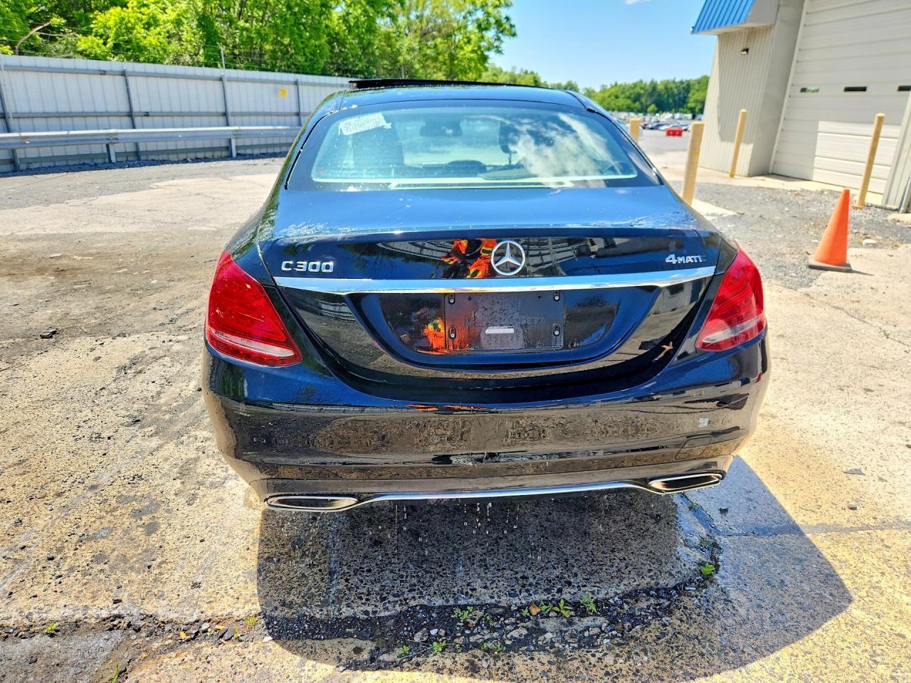 2015 Mercedes-benz C 300 4matic Черный vin: 55SWF4KB0FU068774