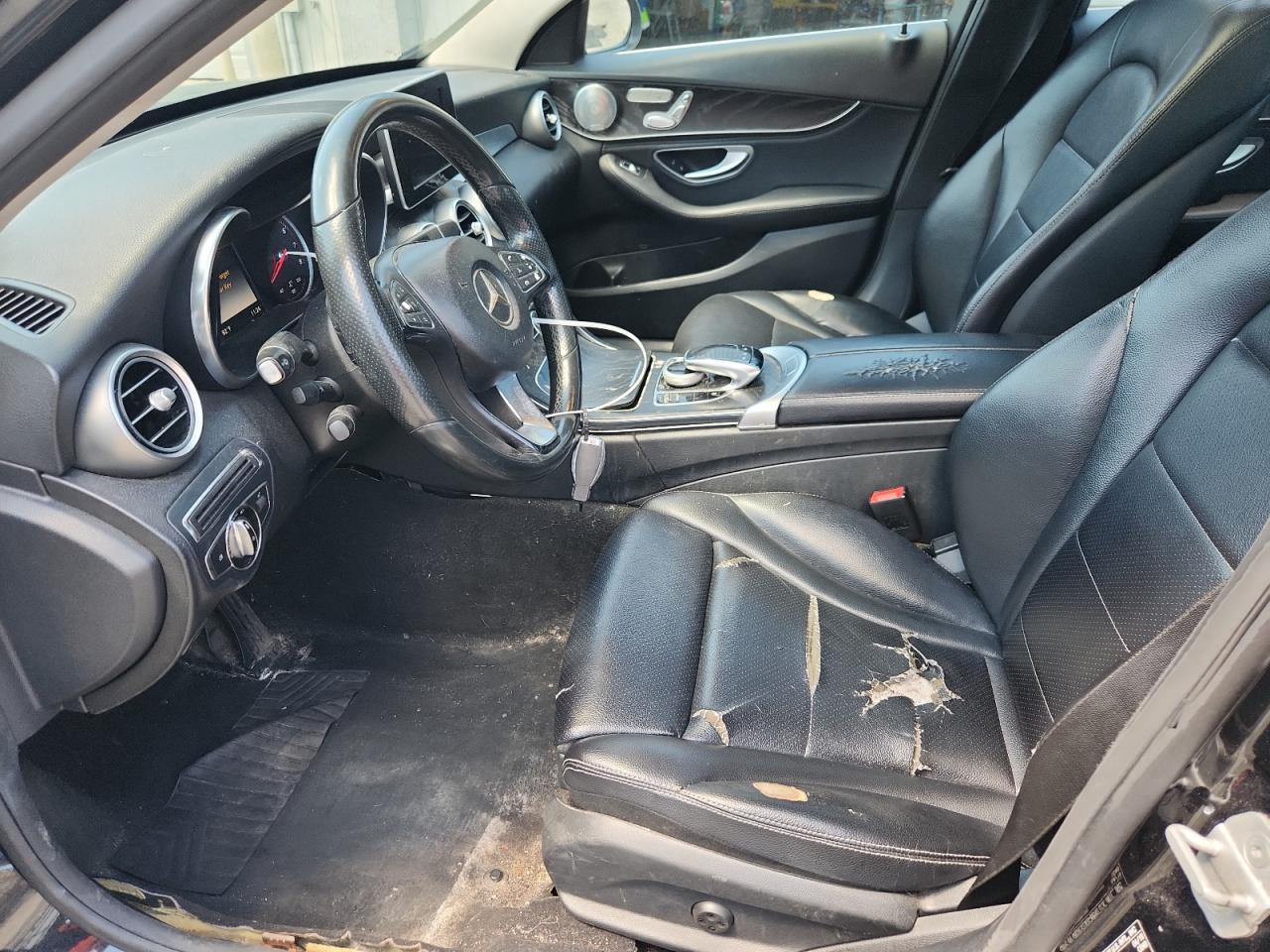 2015 Mercedes-benz C 300 4matic Черный vin: 55SWF4KB0FU068774 Damage: Left Front Seat Cushion, Torn, > 12 Inches