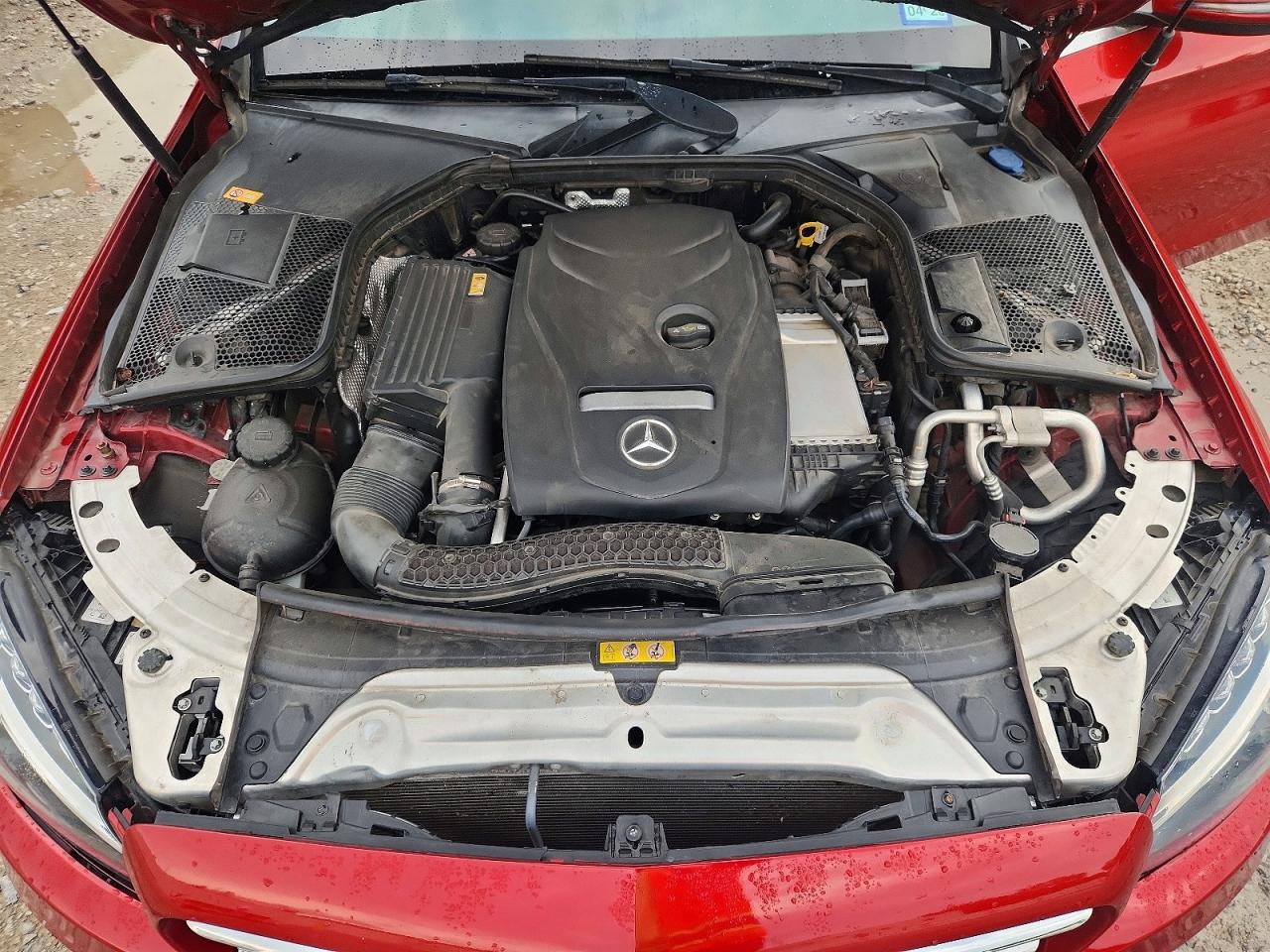 2016 Mercedes-benz C 300 4matic Red vin: 55SWF4KB0GU103038