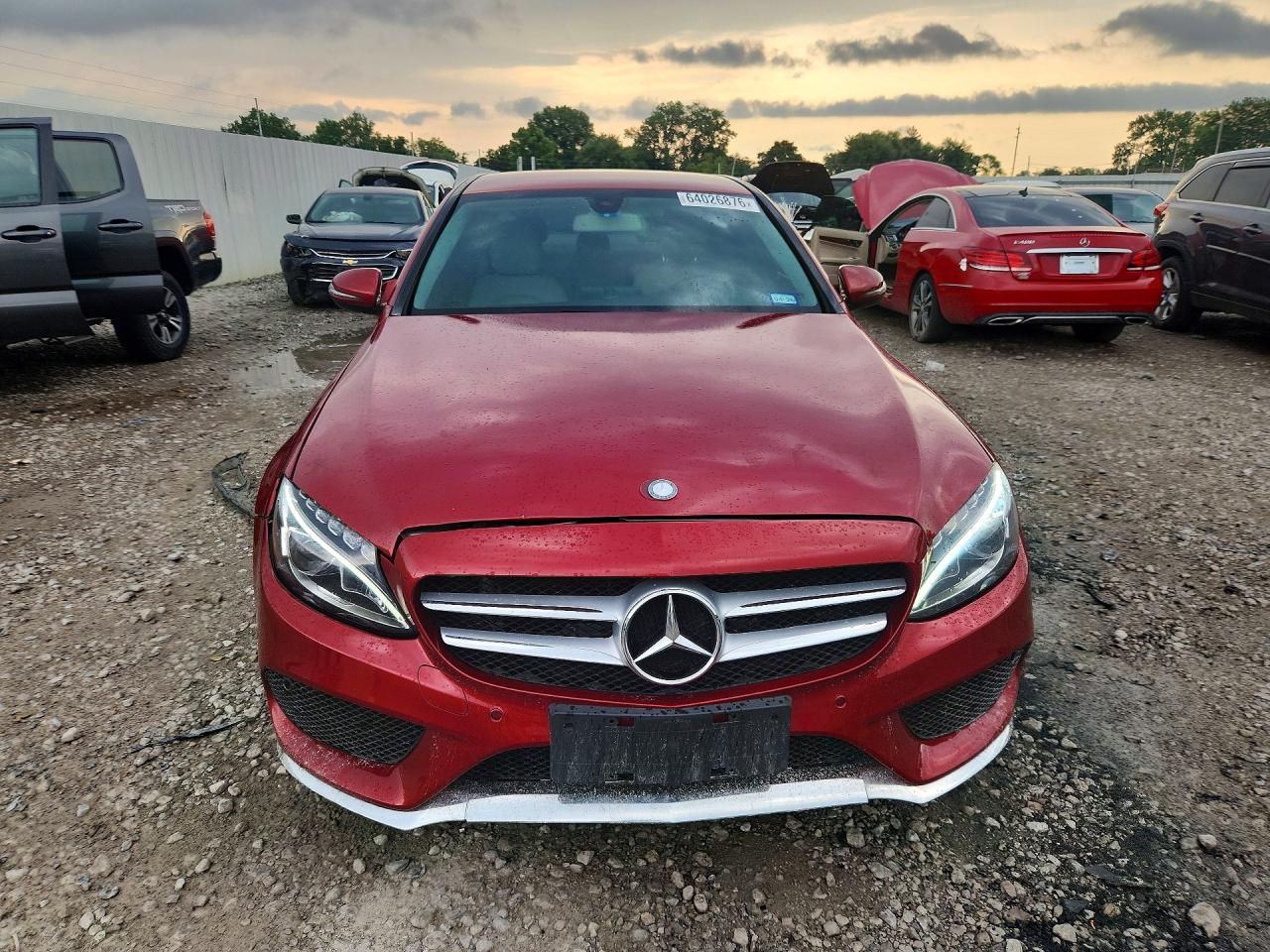2016 Mercedes-benz C 300 4matic Red vin: 55SWF4KB0GU103038