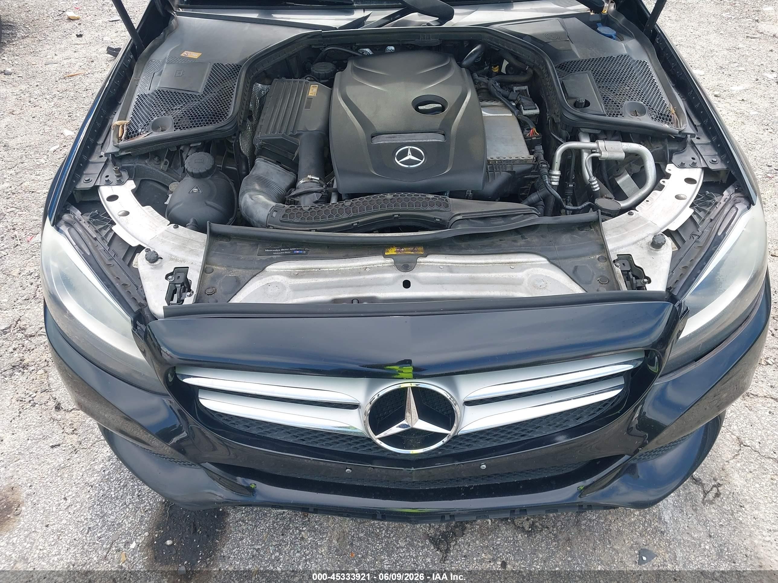 2016 Mercedes-benz C 300 4matic Black vin: 55SWF4KB0GU148920