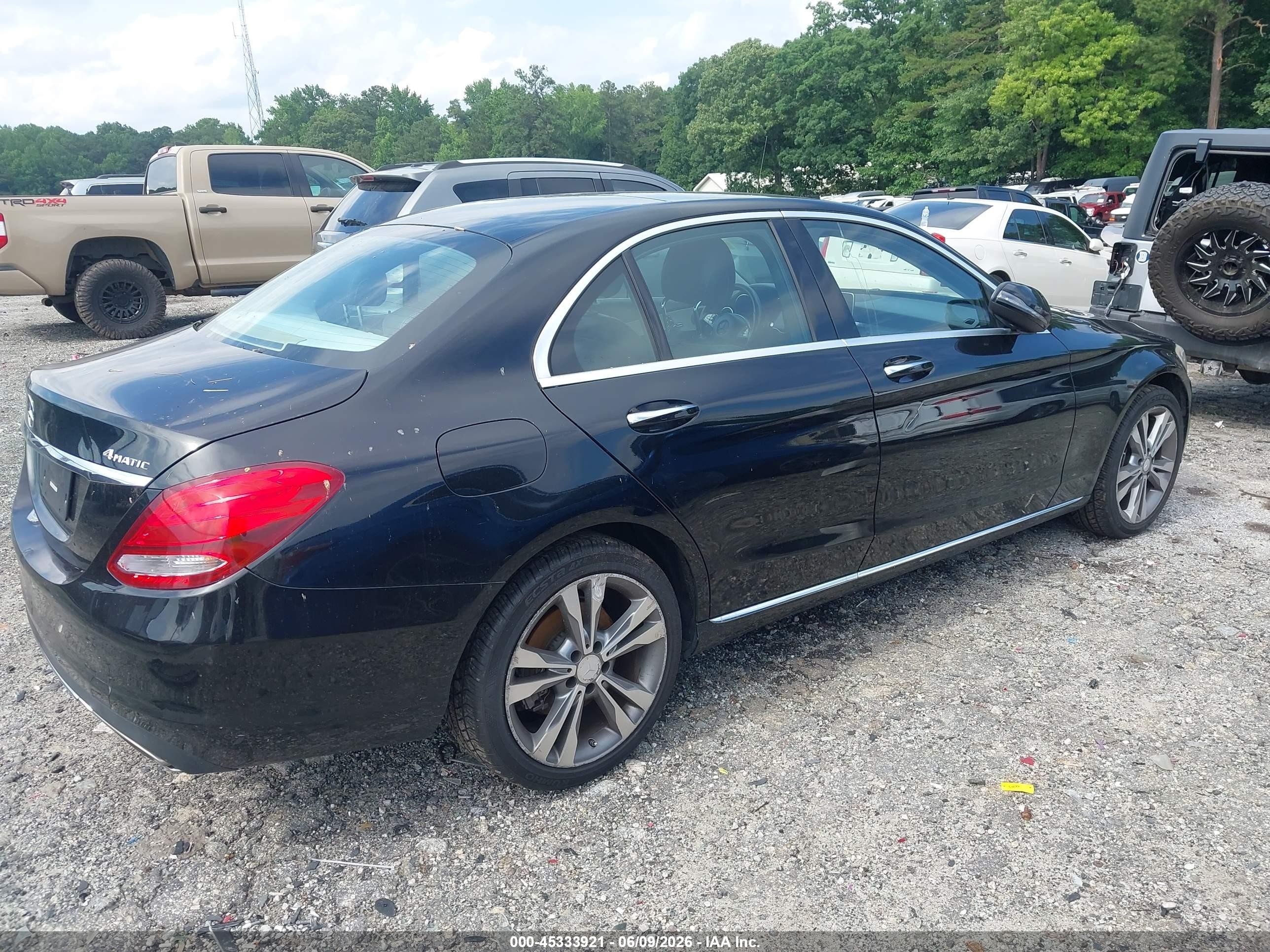 2016 Mercedes-benz C 300 4matic Black vin: 55SWF4KB0GU148920