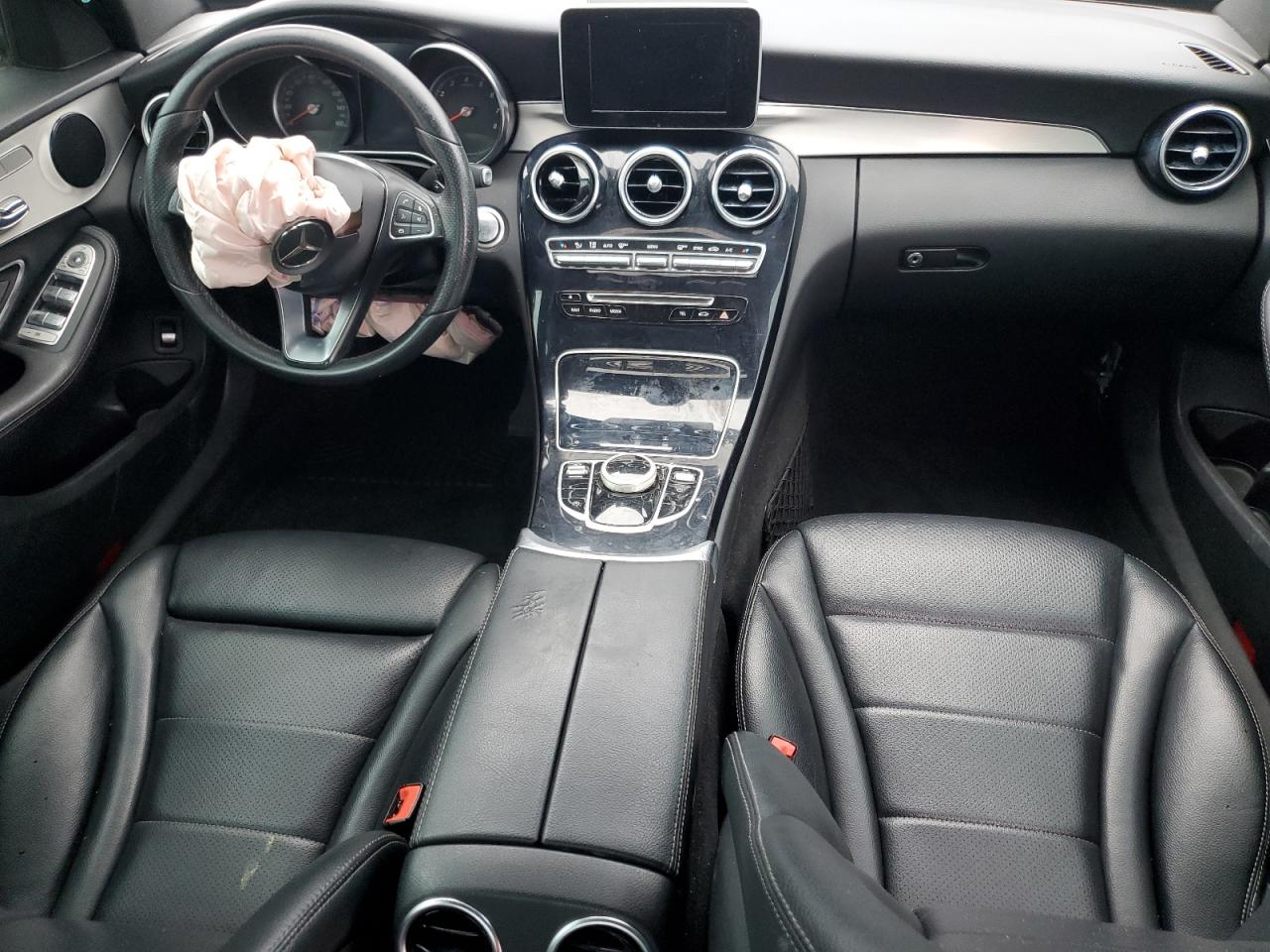 2018 Mercedes-benz C 300 4matic White vin: 55SWF4KB0JU241962