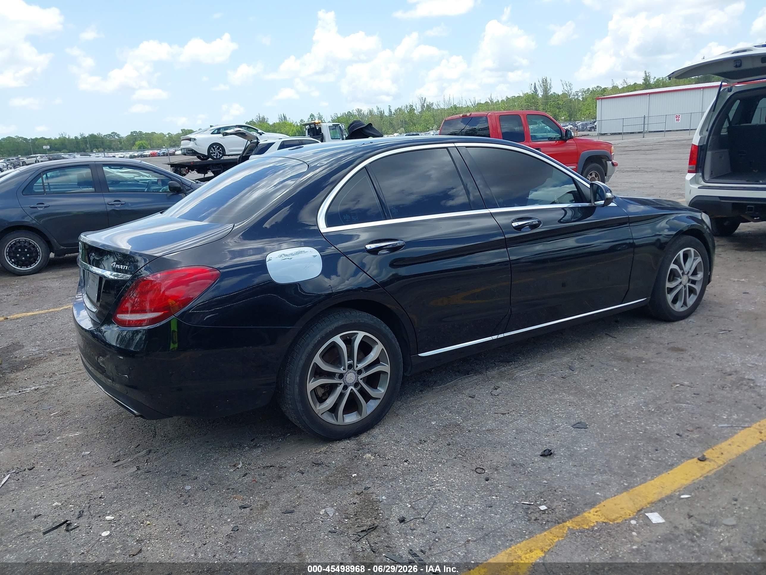 2015 Mercedes-benz C 300 4matic vin: 55SWF4KB1FU004677