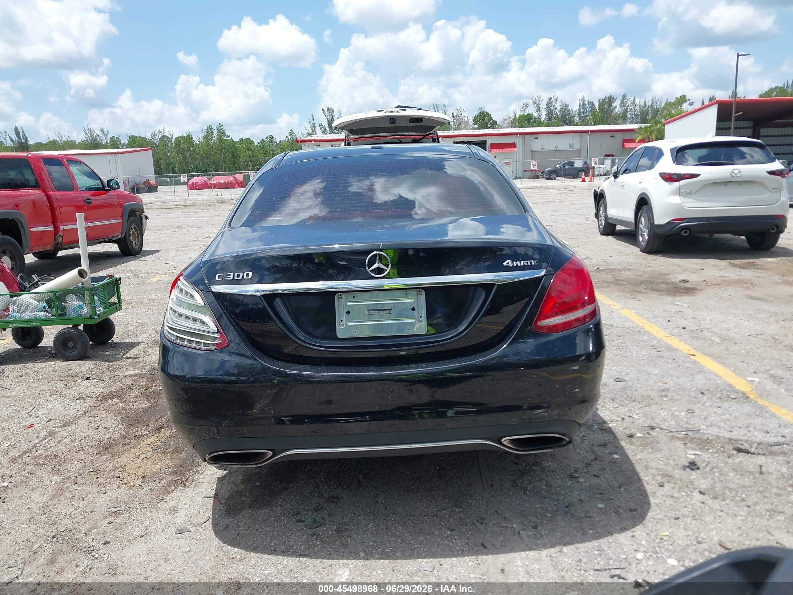 2015 Mercedes-benz C 300 4matic vin: 55SWF4KB1FU004677