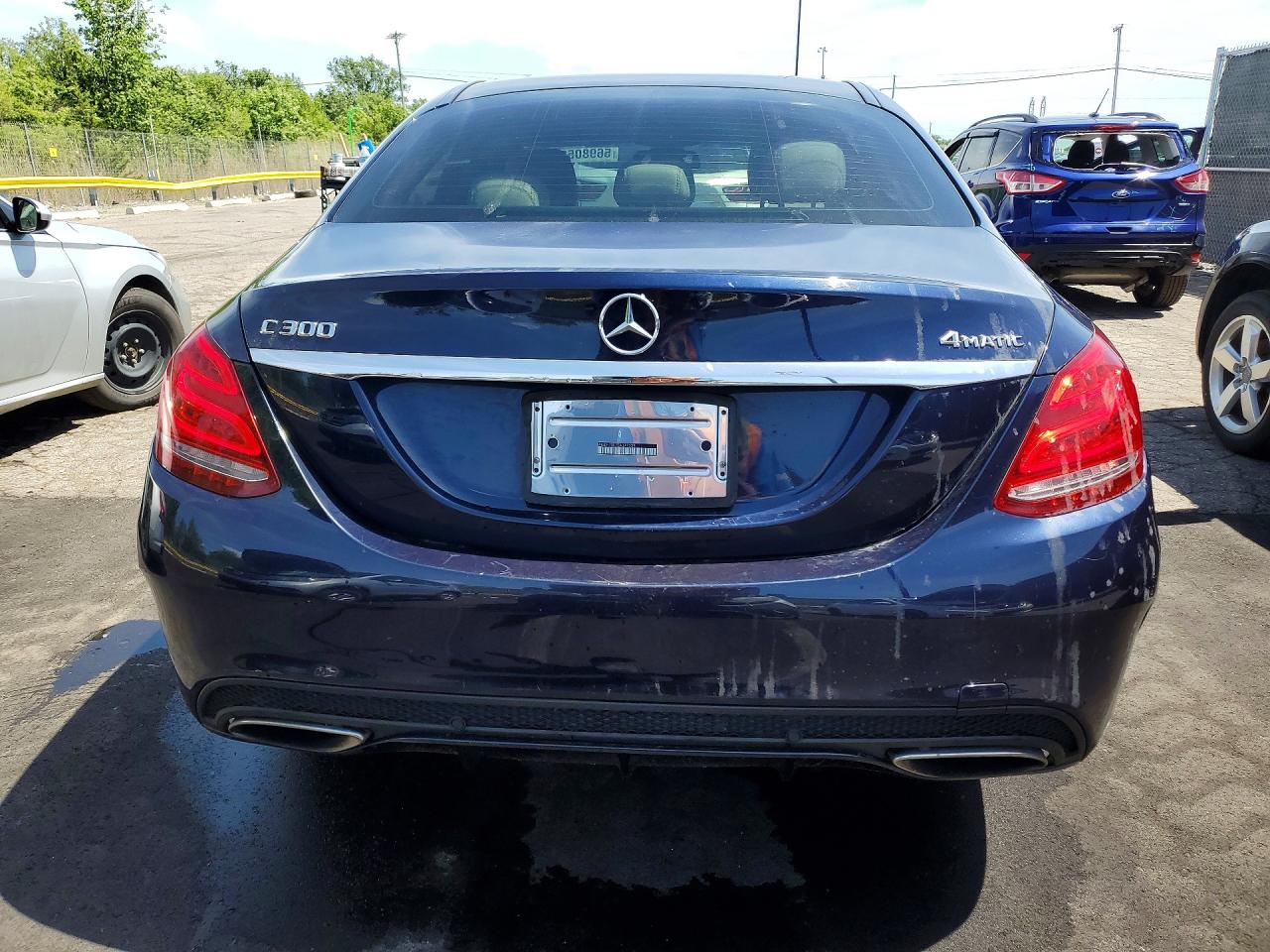 2015 Mercedes-benz C 300 4matic Синий vin: 55SWF4KB1FU009300