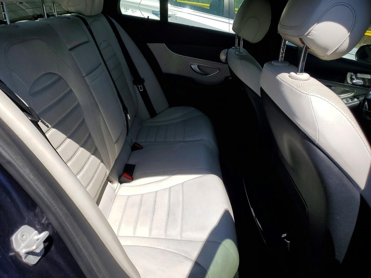 2015 Mercedes-benz C 300 4matic Синий vin: 55SWF4KB1FU009300