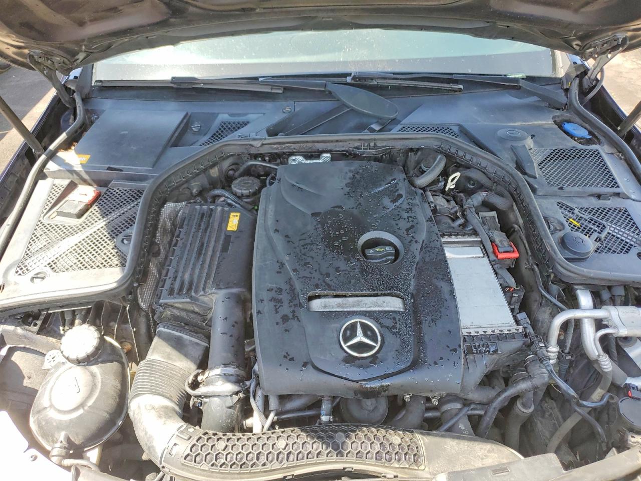 2015 Mercedes-benz C 300 4matic Синий vin: 55SWF4KB1FU009300