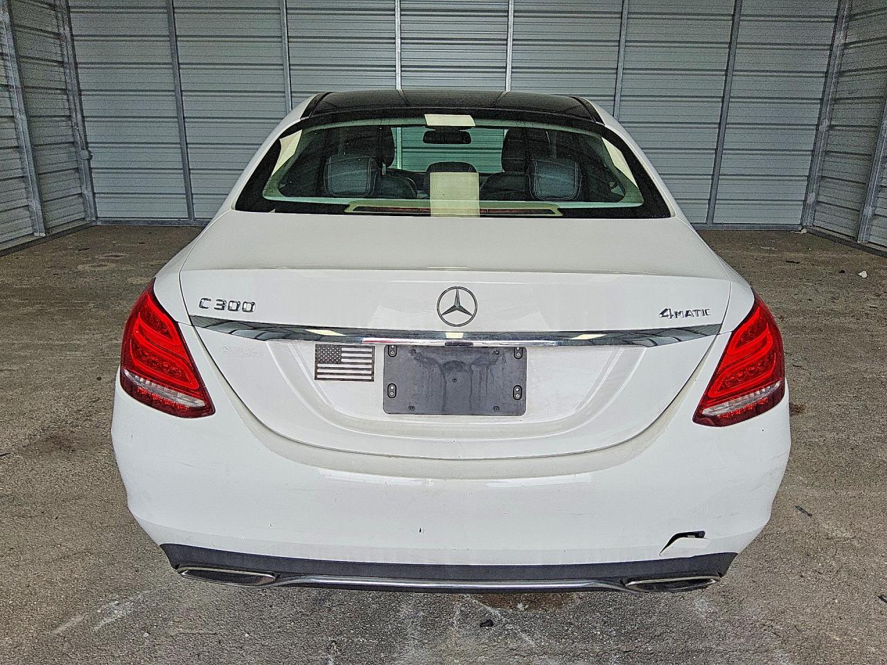 2015 Mercedes-benz C 300 4matic White vin: 55SWF4KB1FU015226