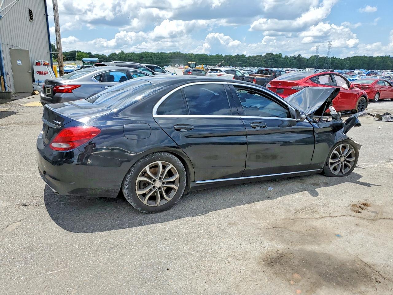 2015 Mercedes-benz C 300 4matic Black vin: 55SWF4KB1FU020331