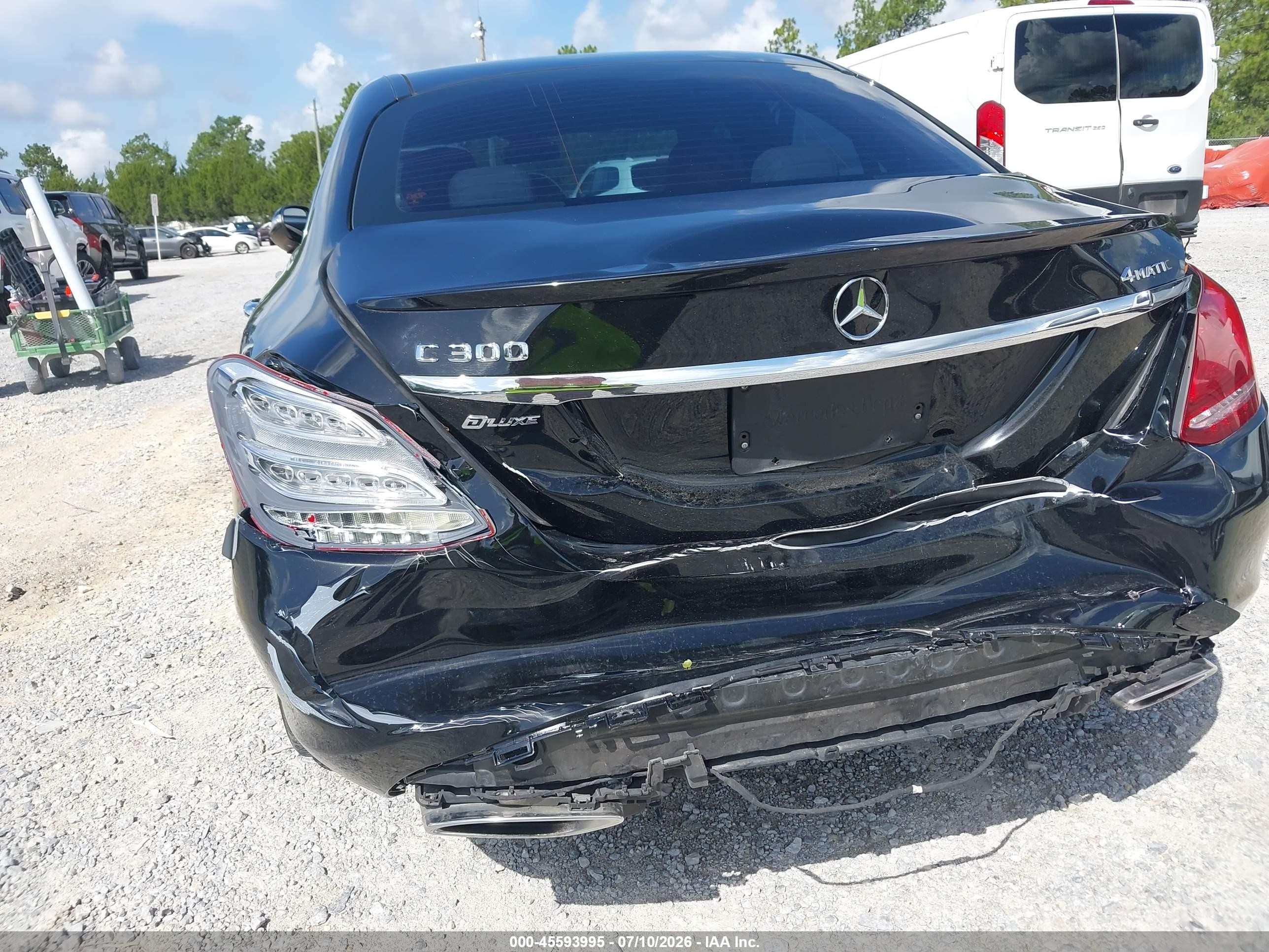 2015 Mercedes-benz C 300 4matic Black vin: 55SWF4KB1FU020717