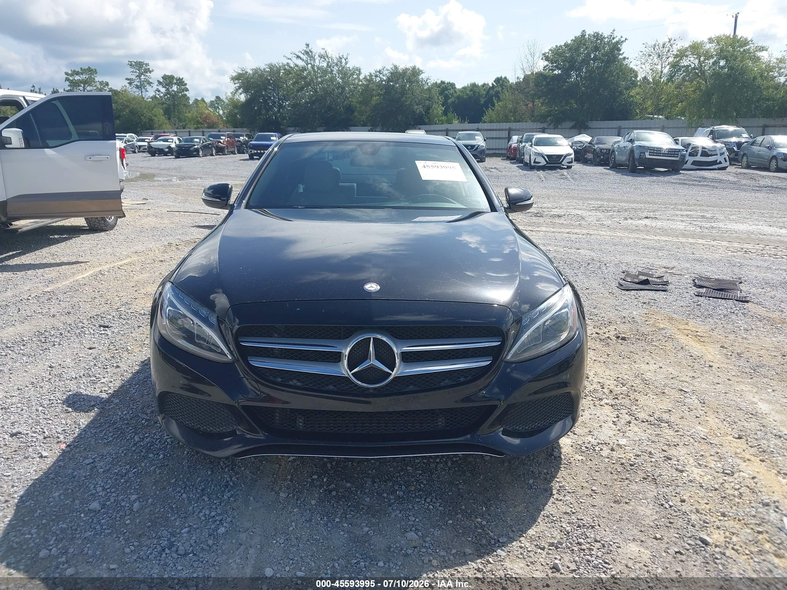2015 Mercedes-benz C 300 4matic Black vin: 55SWF4KB1FU020717
