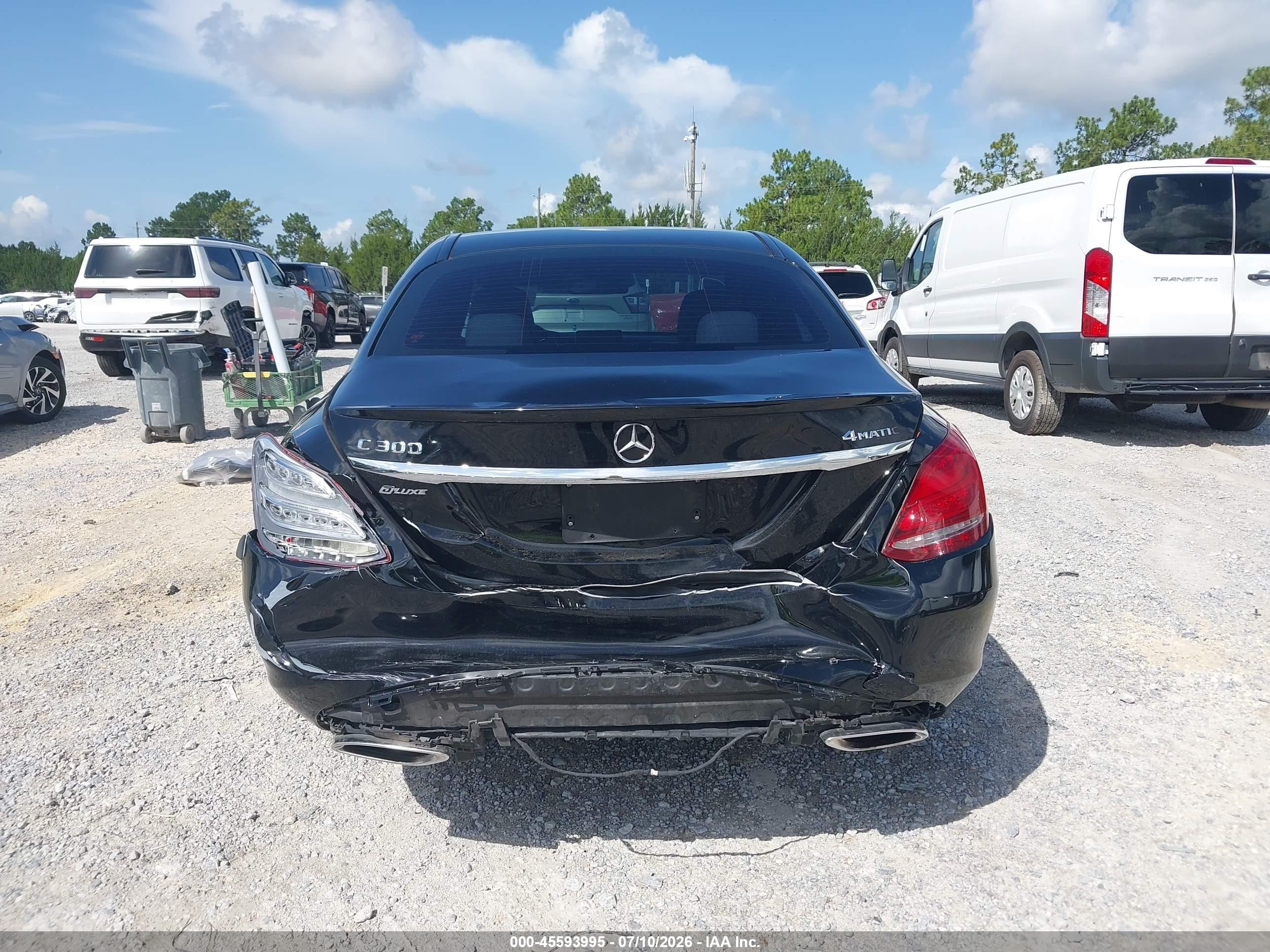 2015 Mercedes-benz C 300 4matic Black vin: 55SWF4KB1FU020717