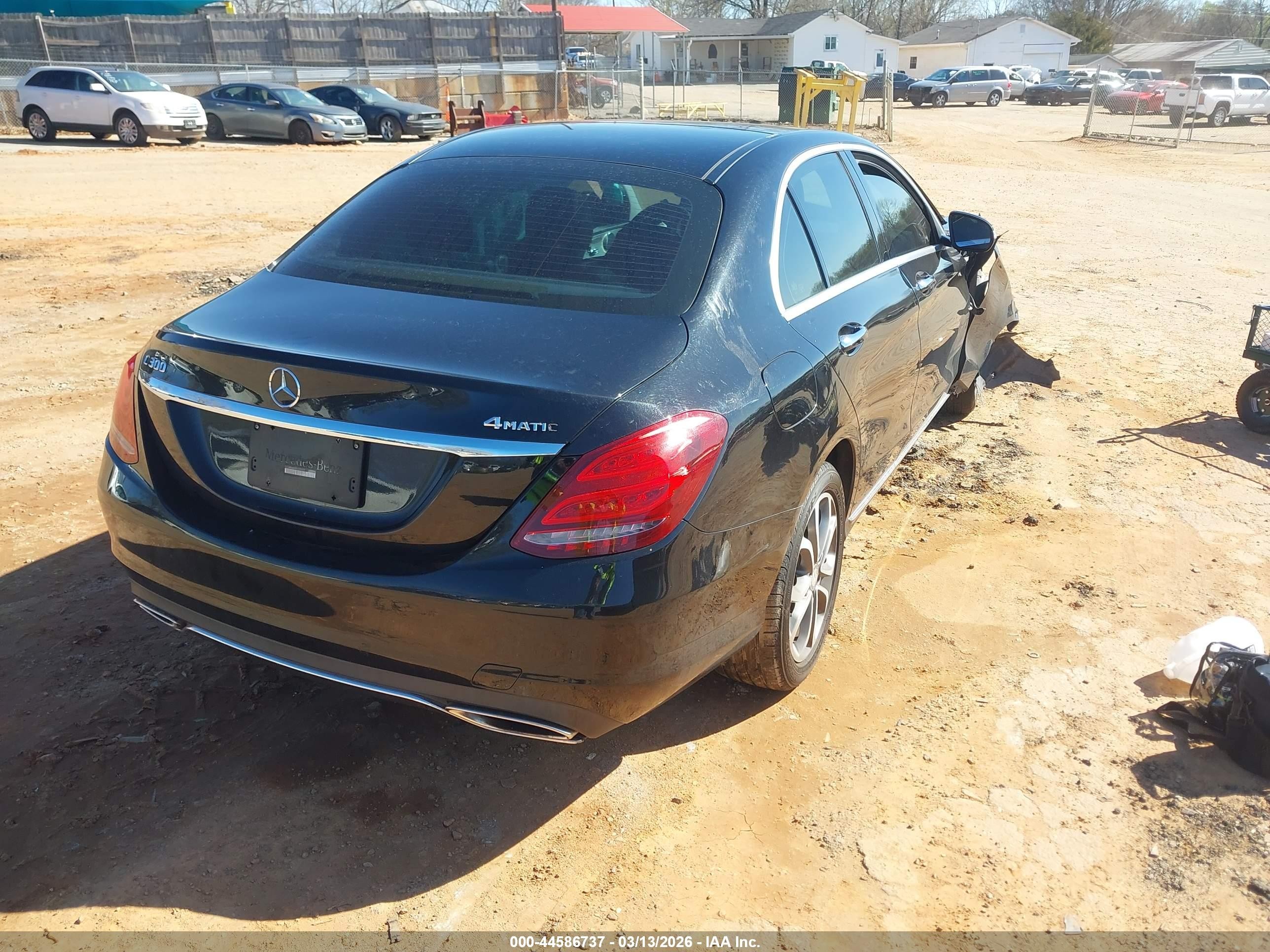 2015 Mercedes-benz C 300 4matic Black vin: 55SWF4KB1FU020829