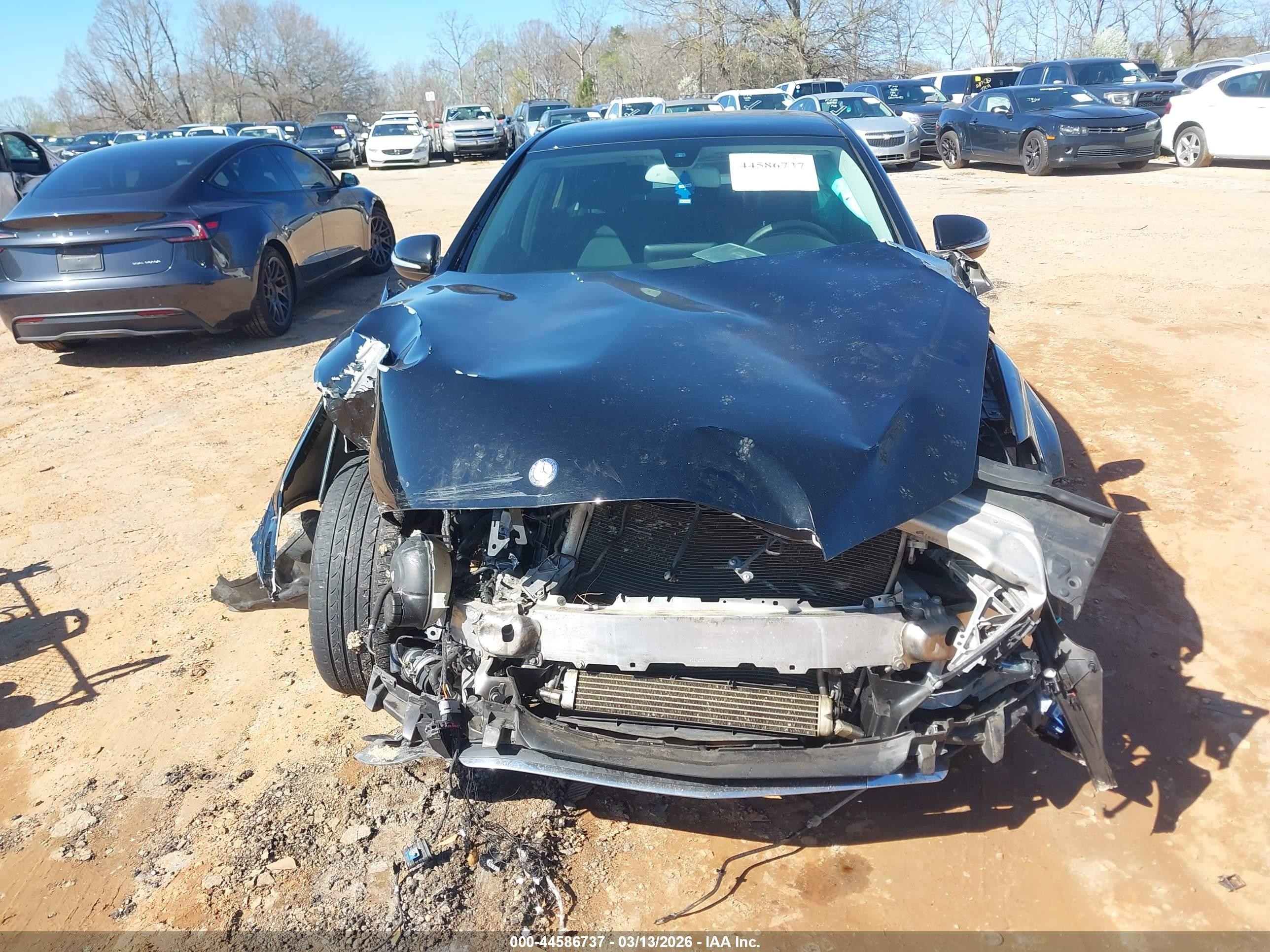 2015 Mercedes-benz C 300 4matic Black vin: 55SWF4KB1FU020829