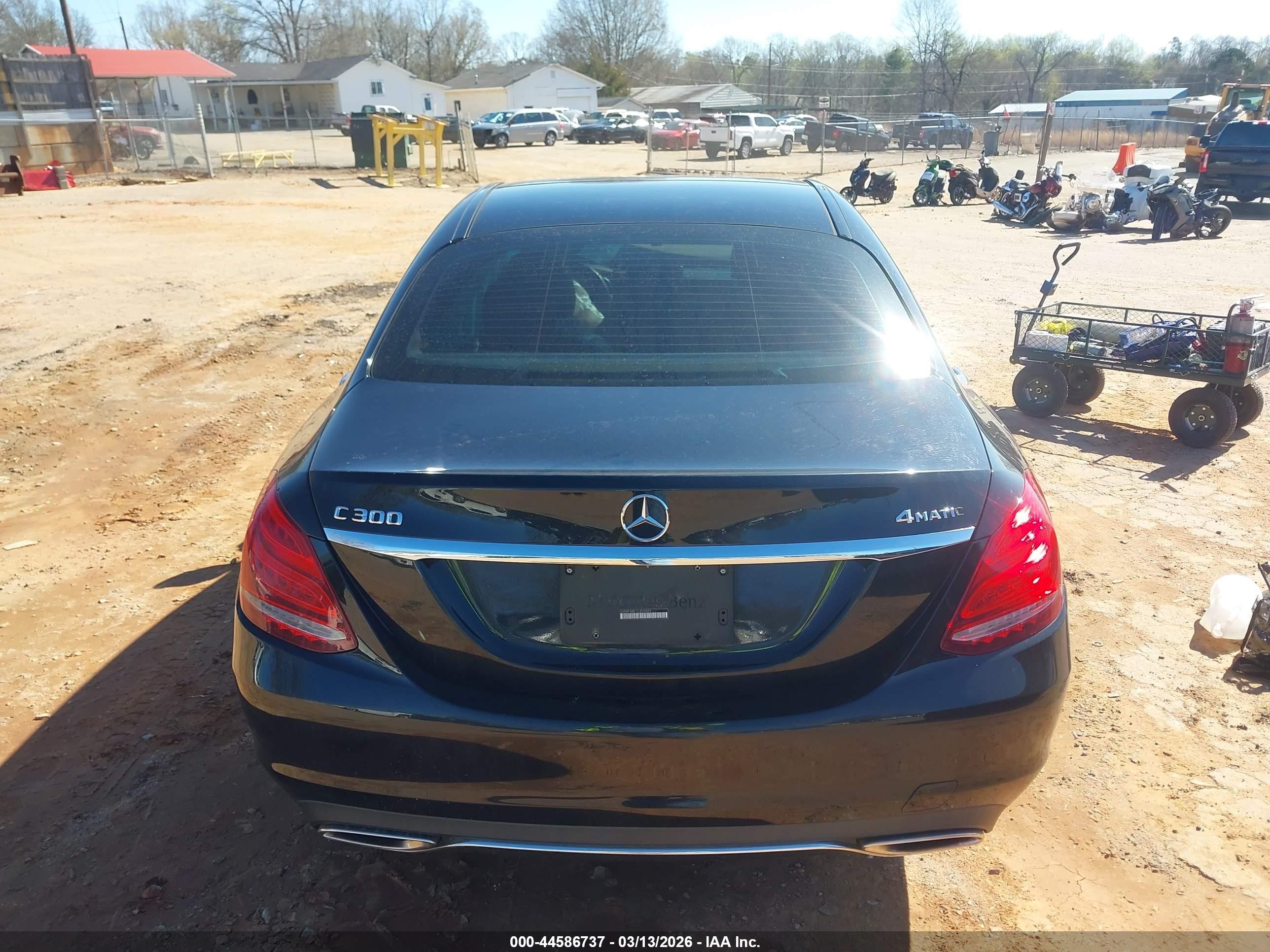 2015 Mercedes-benz C 300 4matic Black vin: 55SWF4KB1FU020829